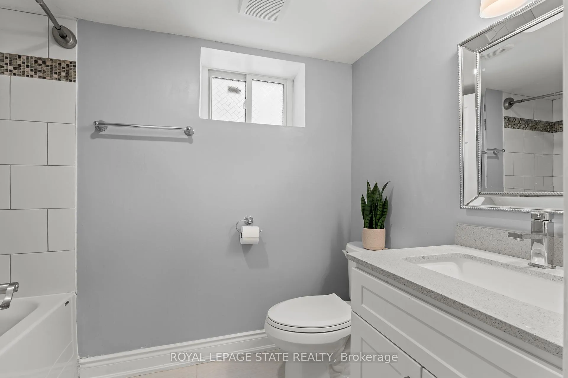 Photo 36 of 15 Millen Avenue, Hamilton, Centremount — HOMEH
