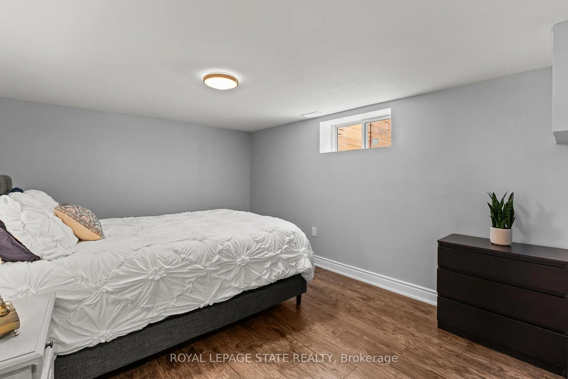 Photo 37 of 15 Millen Avenue, Hamilton, Centremount — HOMEH