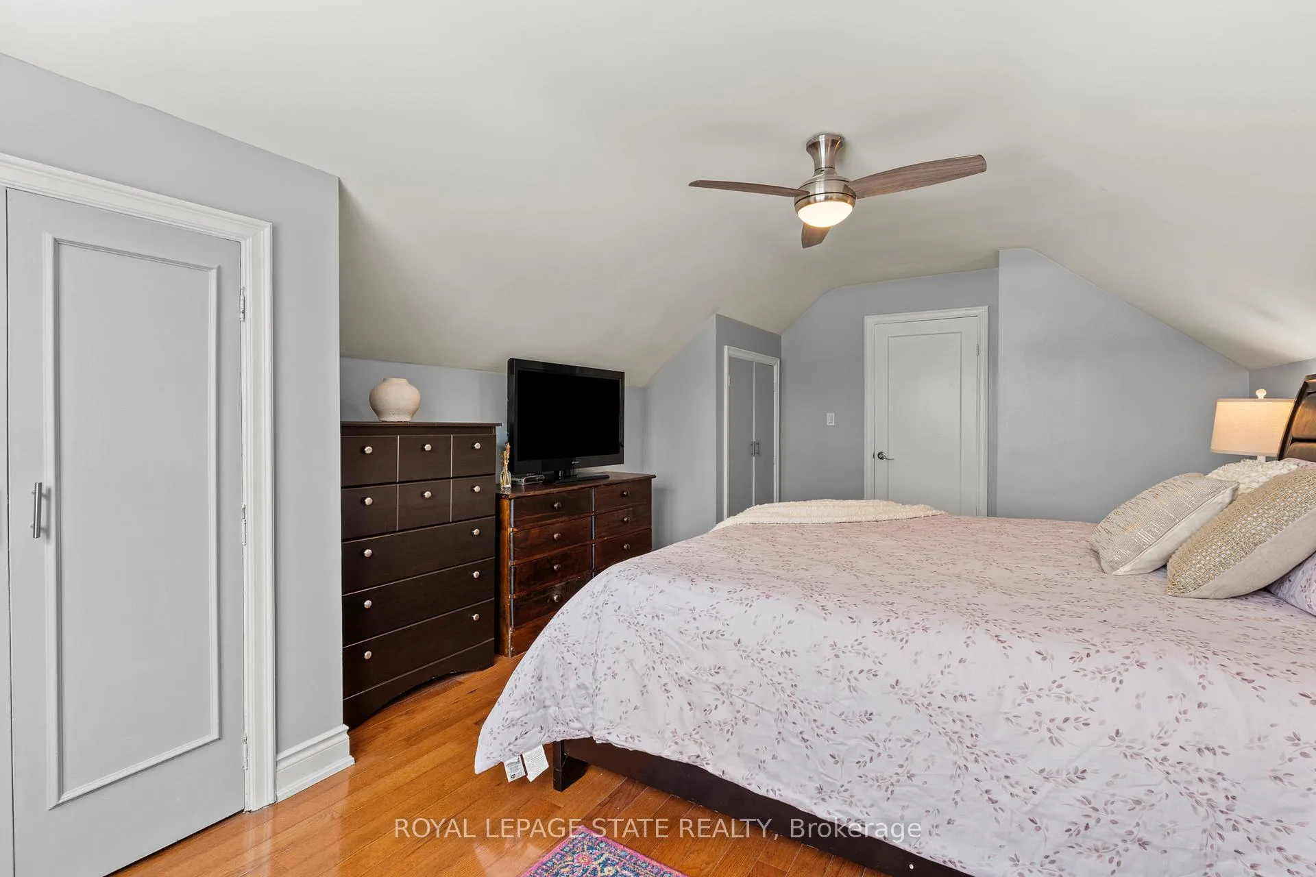 Photo 38 of 15 Millen Avenue, Hamilton, Centremount — HOMEH