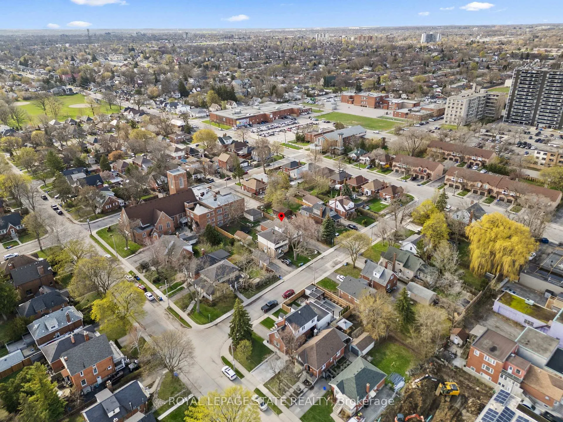 Photo 50 of 15 Millen Avenue, Hamilton, Centremount — HOMEH