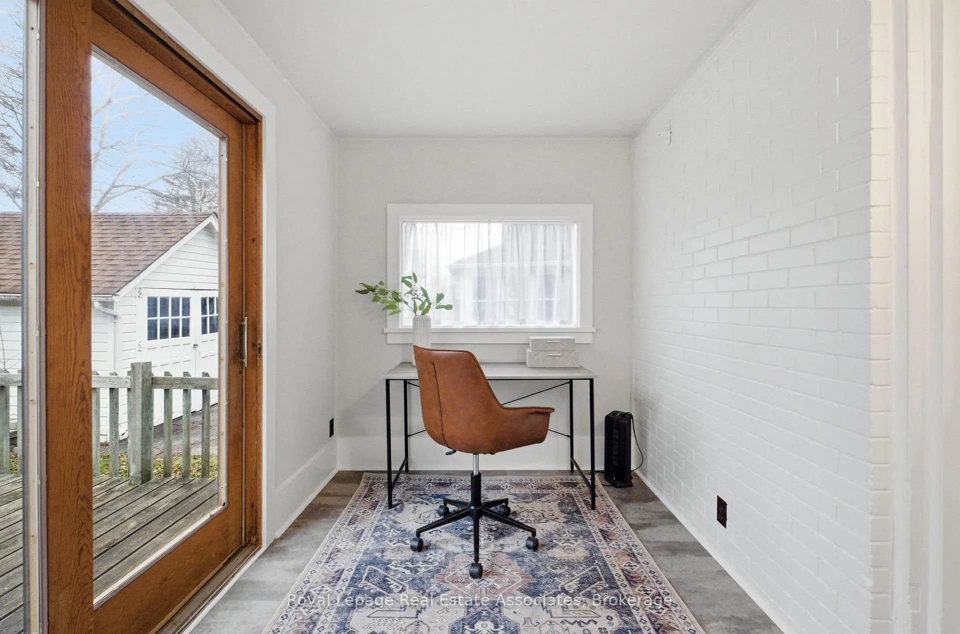 Photo 14 of 26 Arlington Avenue, Oshawa, O'Neill — HOMEH