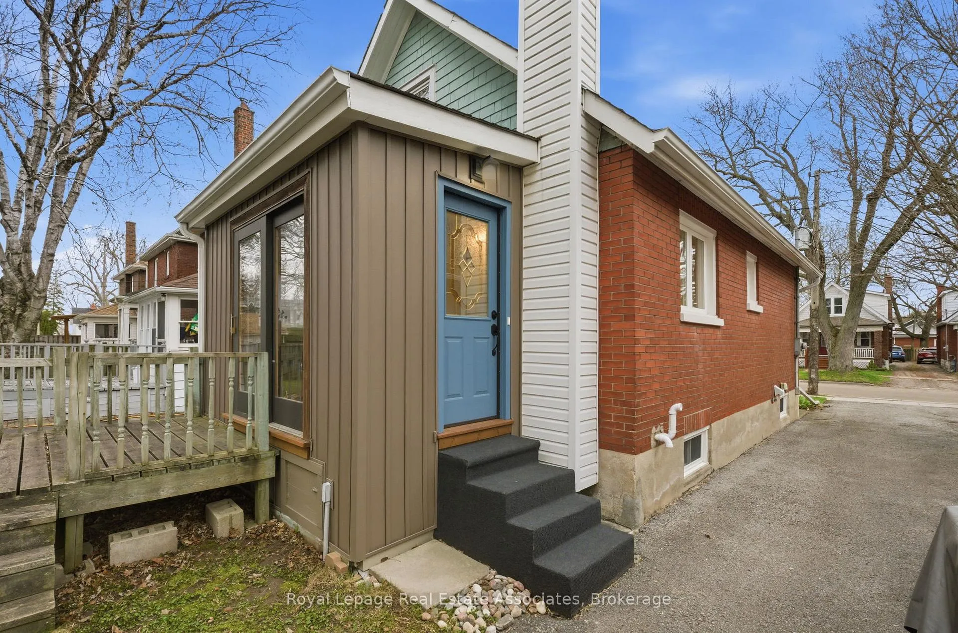 Photo 25 of 26 Arlington Avenue, Oshawa, O'Neill — HOMEH
