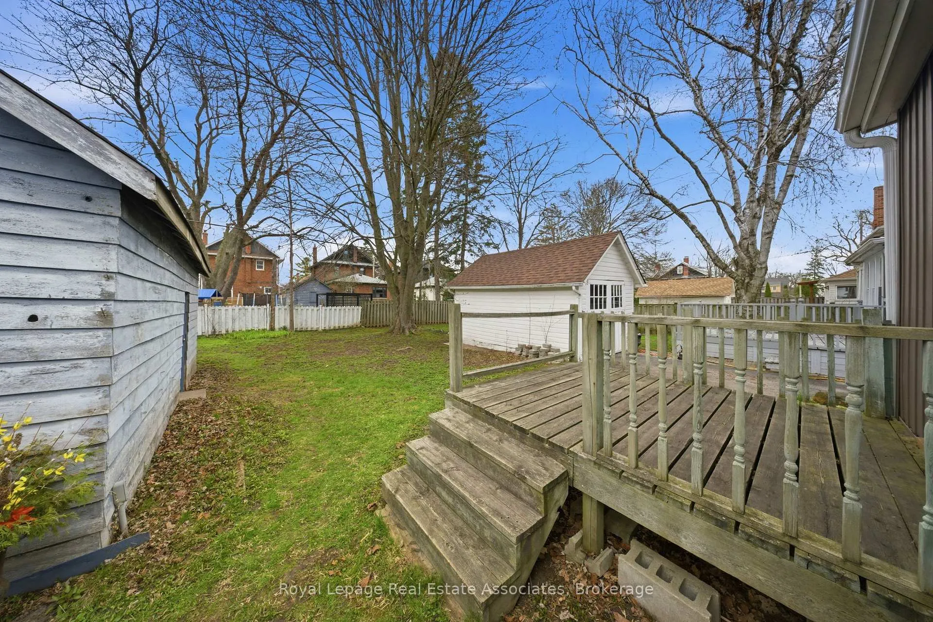 Photo 27 of 26 Arlington Avenue, Oshawa, O'Neill — HOMEH