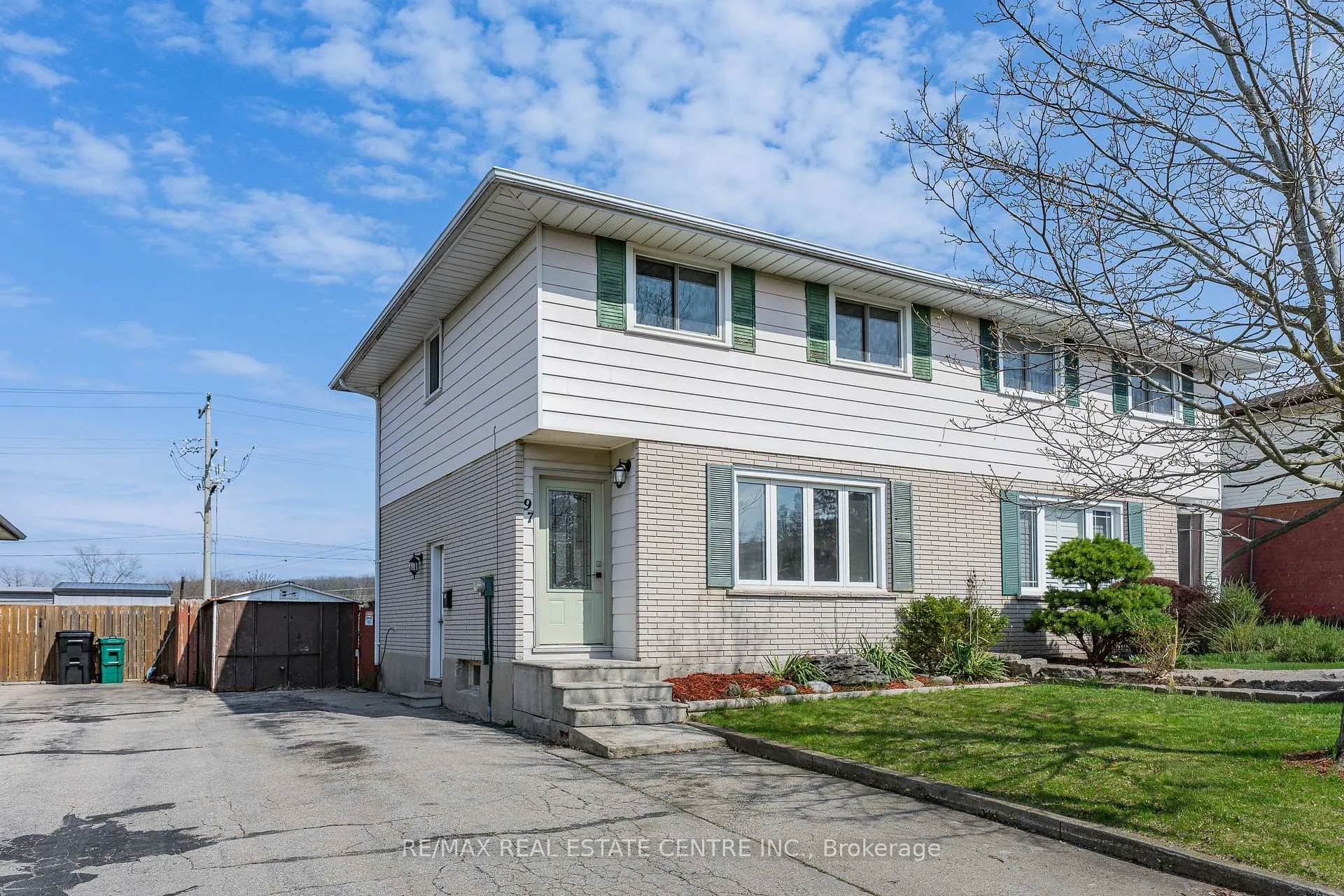 Photo 1 of 97 Moffat Drive, Cambridge — HOMEH