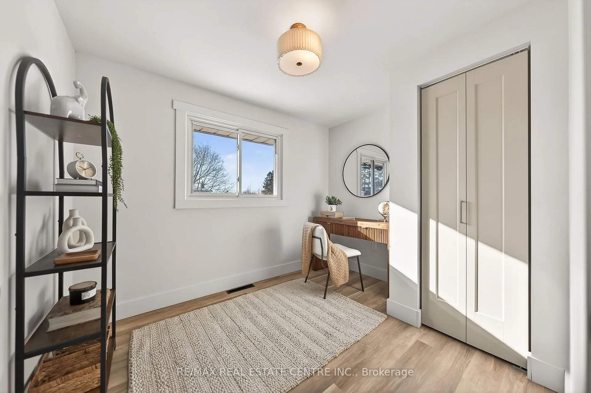 Photo 22 of 97 Moffat Drive, Cambridge — HOMEH