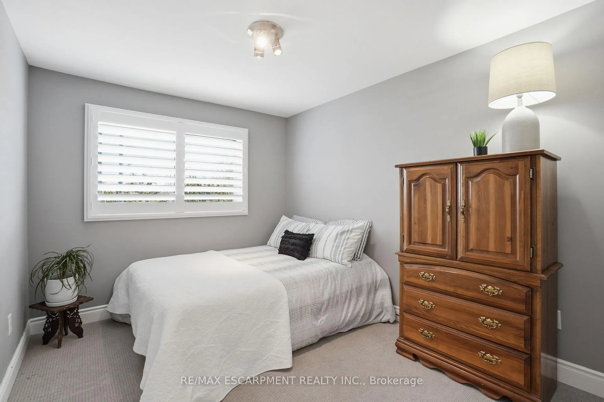 Photo 29 of 663 Mullin Way, Burlington, Appleby — HOMEH