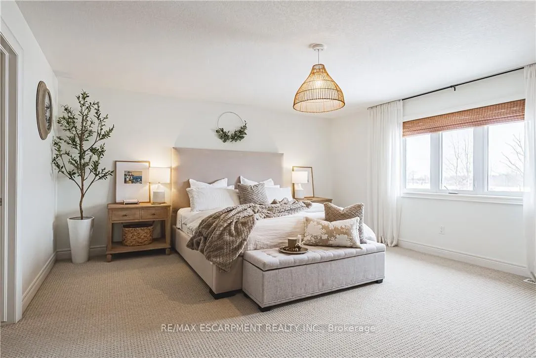 Photo 22 of 35 Greti Drive, Hamilton, Rural Glanbrook — HOMEH