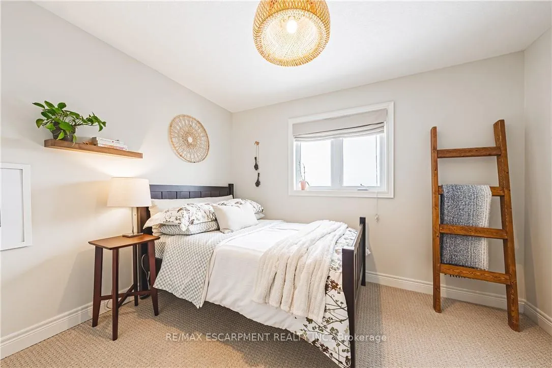 Photo 26 of 35 Greti Drive, Hamilton, Rural Glanbrook — HOMEH