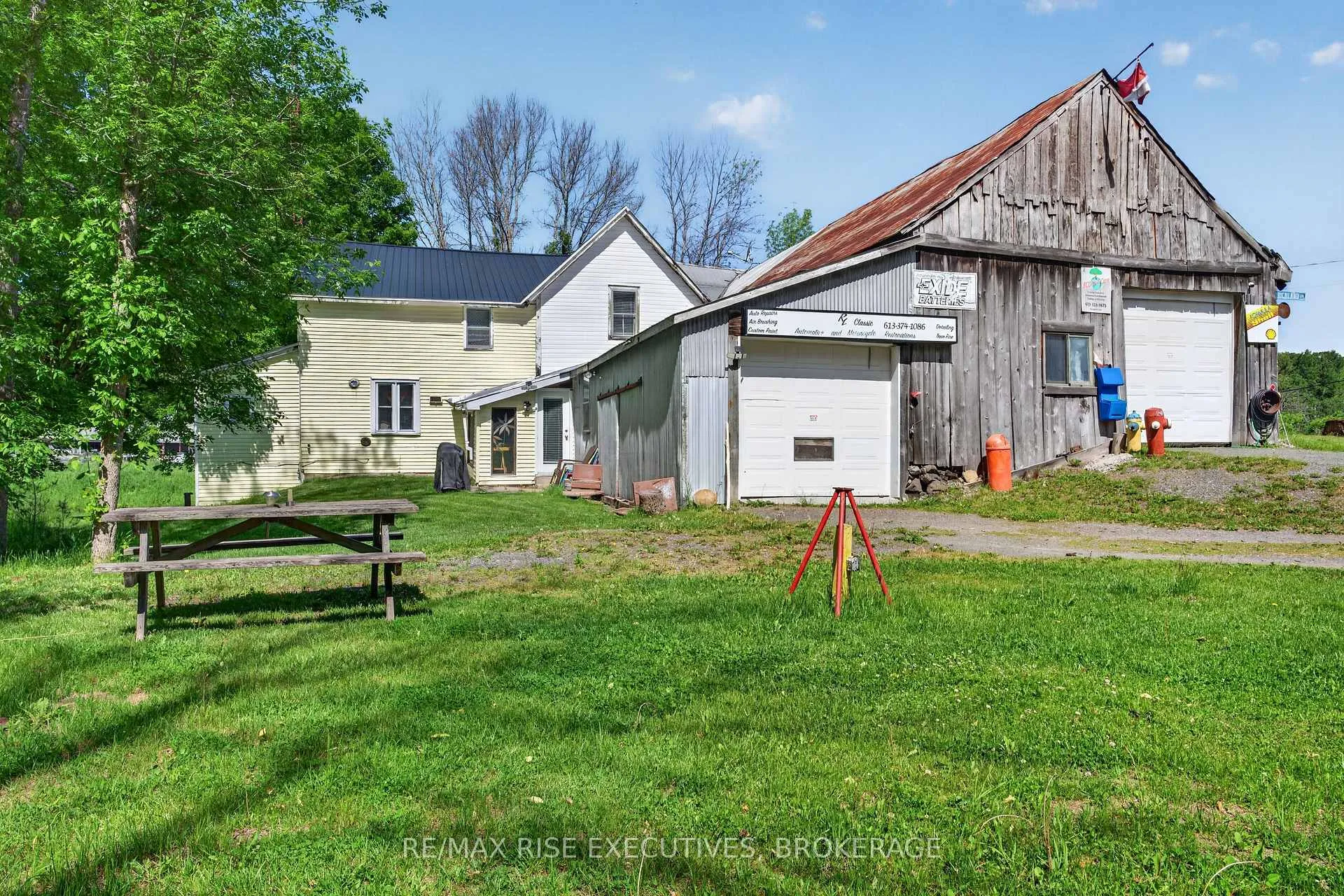 Photo 2 of 16 Westport Road, Frontenac, Frontenac Centre — HOMEH