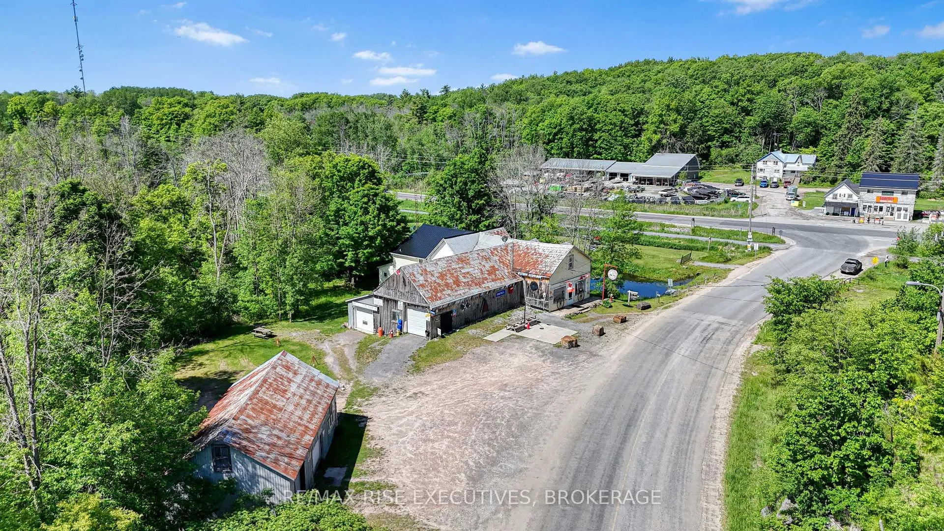 Photo 46 of 16 Westport Road, Frontenac, Frontenac Centre — HOMEH