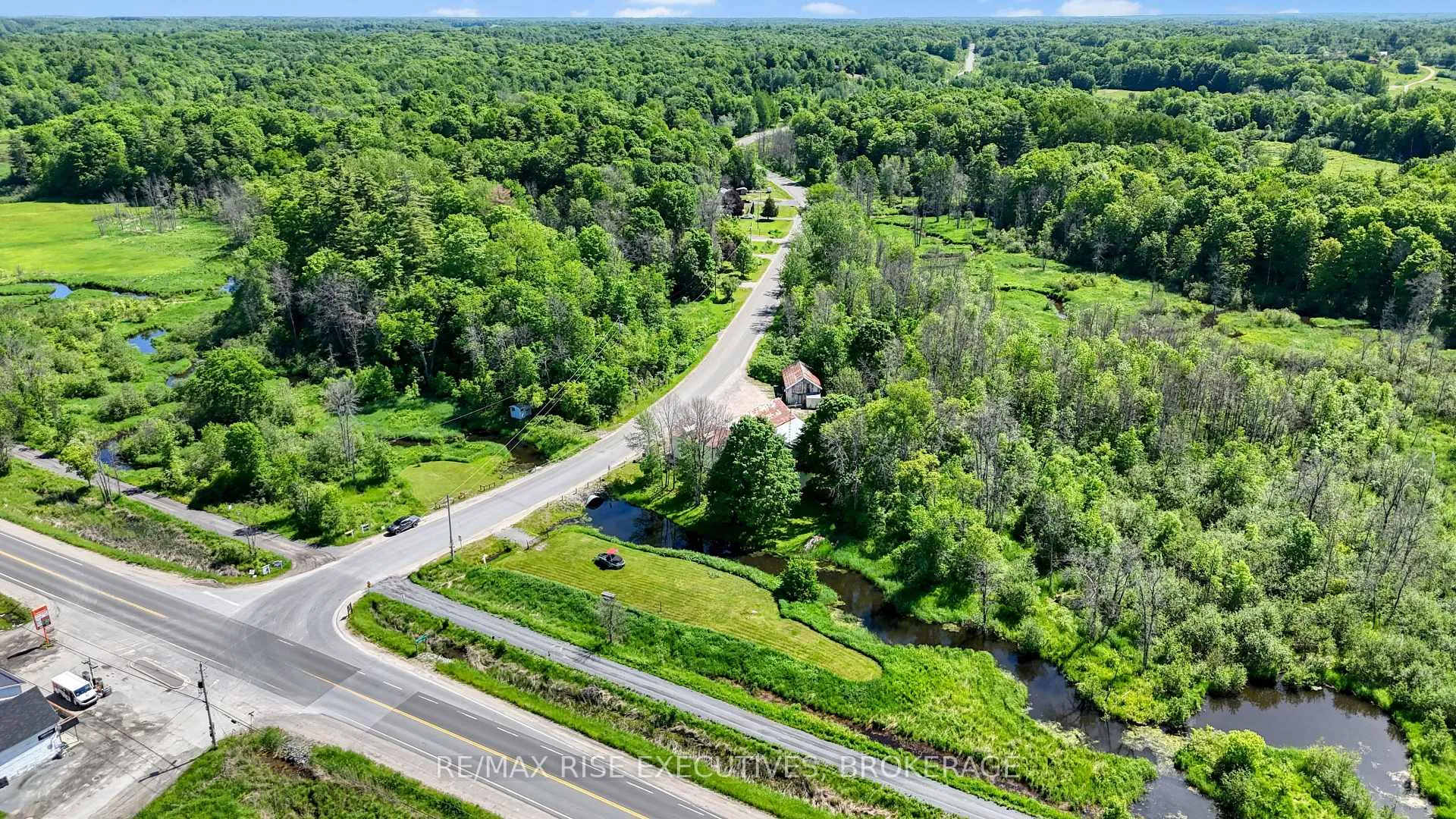 Photo 47 of 16 Westport Road, Frontenac, Frontenac Centre — HOMEH