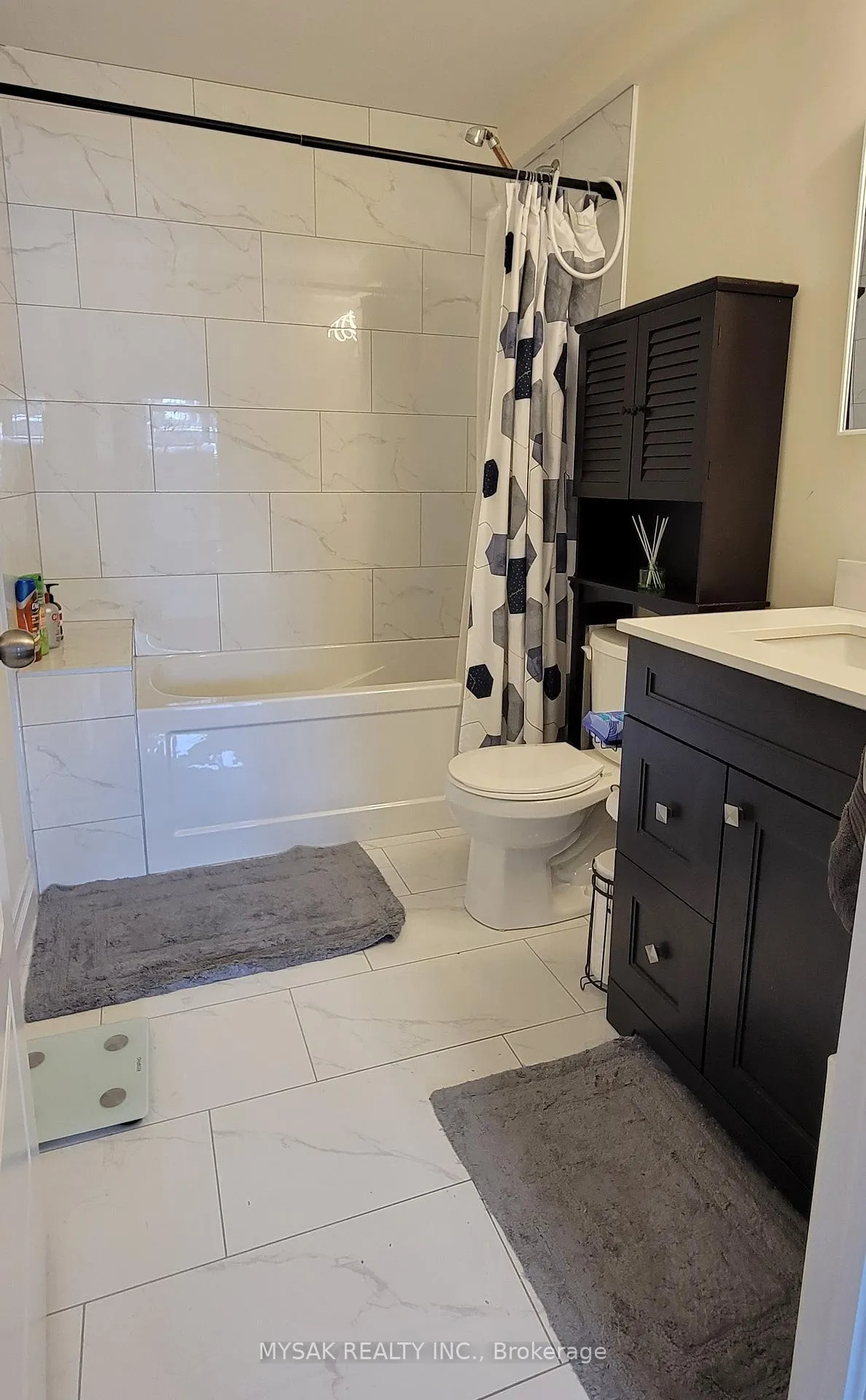 Photo 7 of Unit 1, 293 Blucher Boulevard, Kitchener, Fairfield — HOMEH