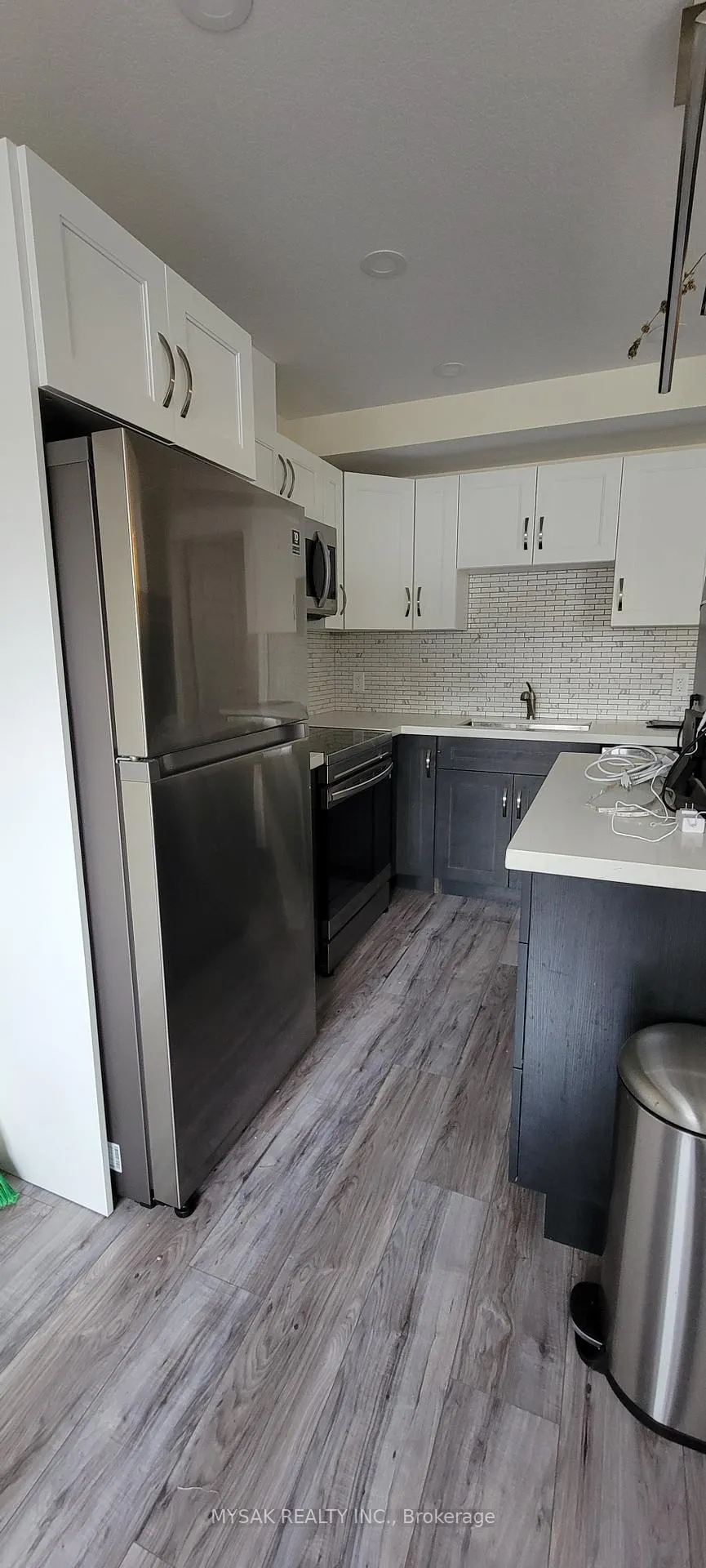 Photo 9 of Unit 1, 293 Blucher Boulevard, Kitchener, Fairfield — HOMEH
