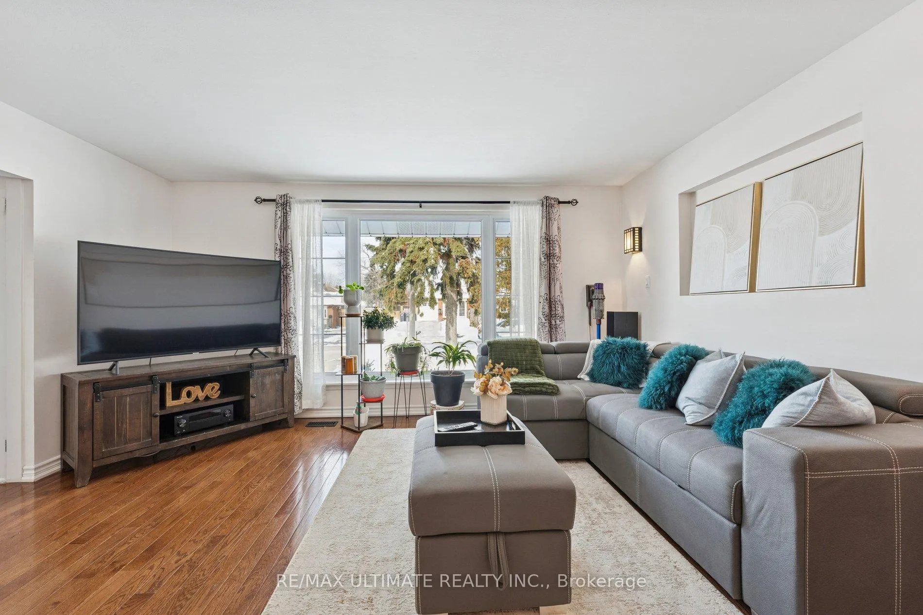 Photo 5 of Unit Main, 35 Algonquin Boulevard, Brampton, Avondale — HOMEH