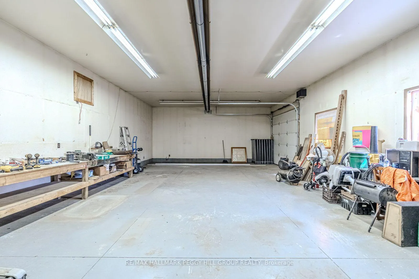 Photo 3 of 223 Phillips Street, Barrie, Ardagh — HOMEH