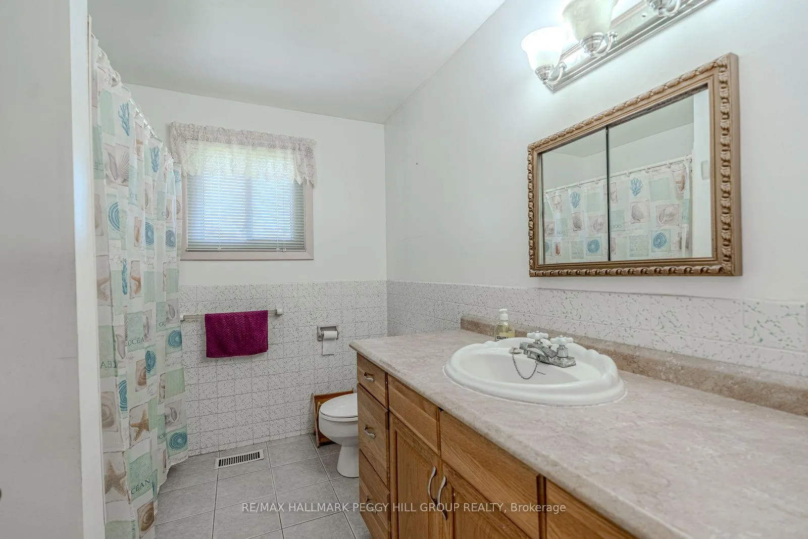 Photo 8 of 223 Phillips Street, Barrie, Ardagh — HOMEH
