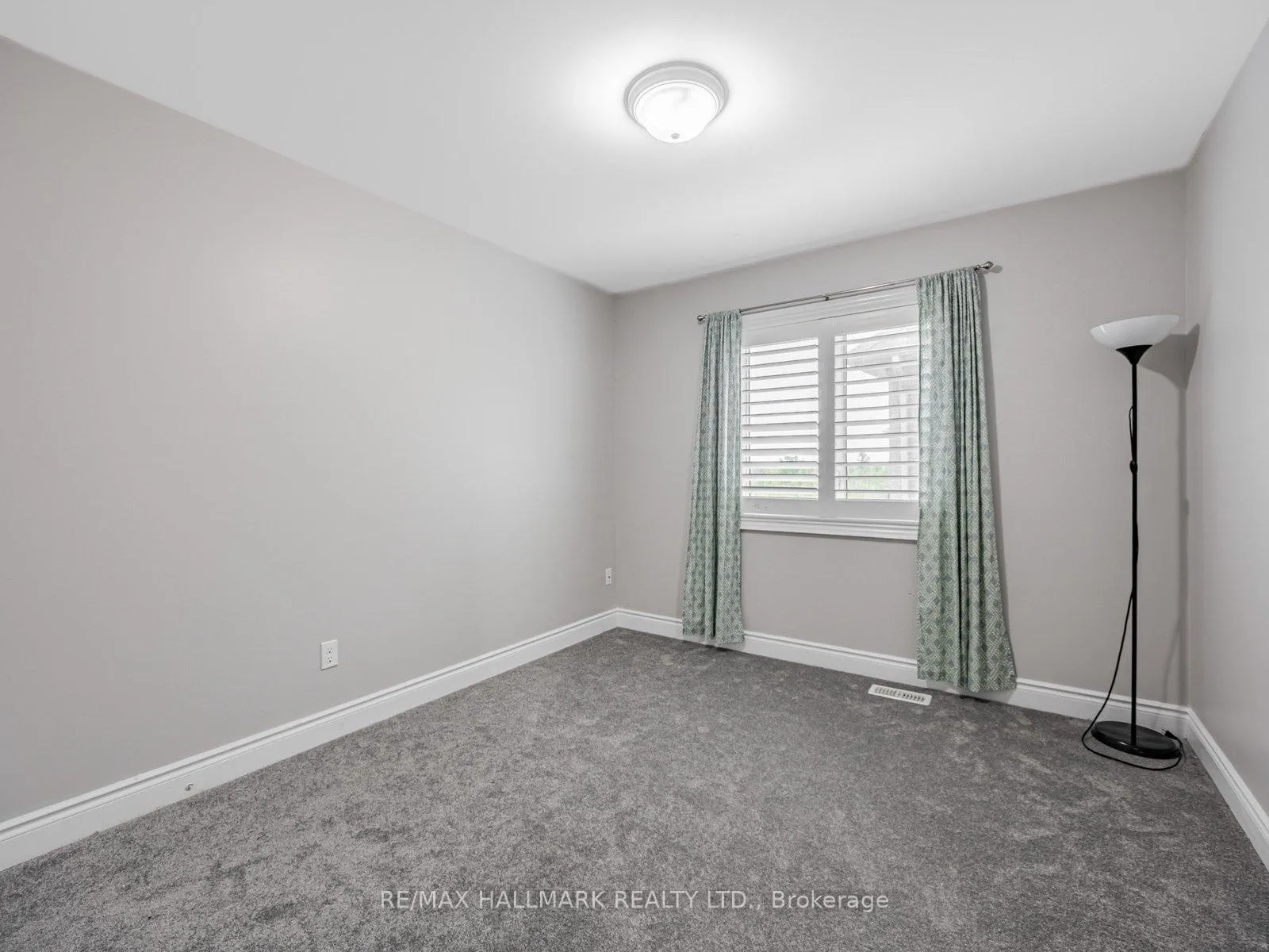 Photo 18 of 2417 Secreto Drive, Oshawa, Windfields — HOMEH