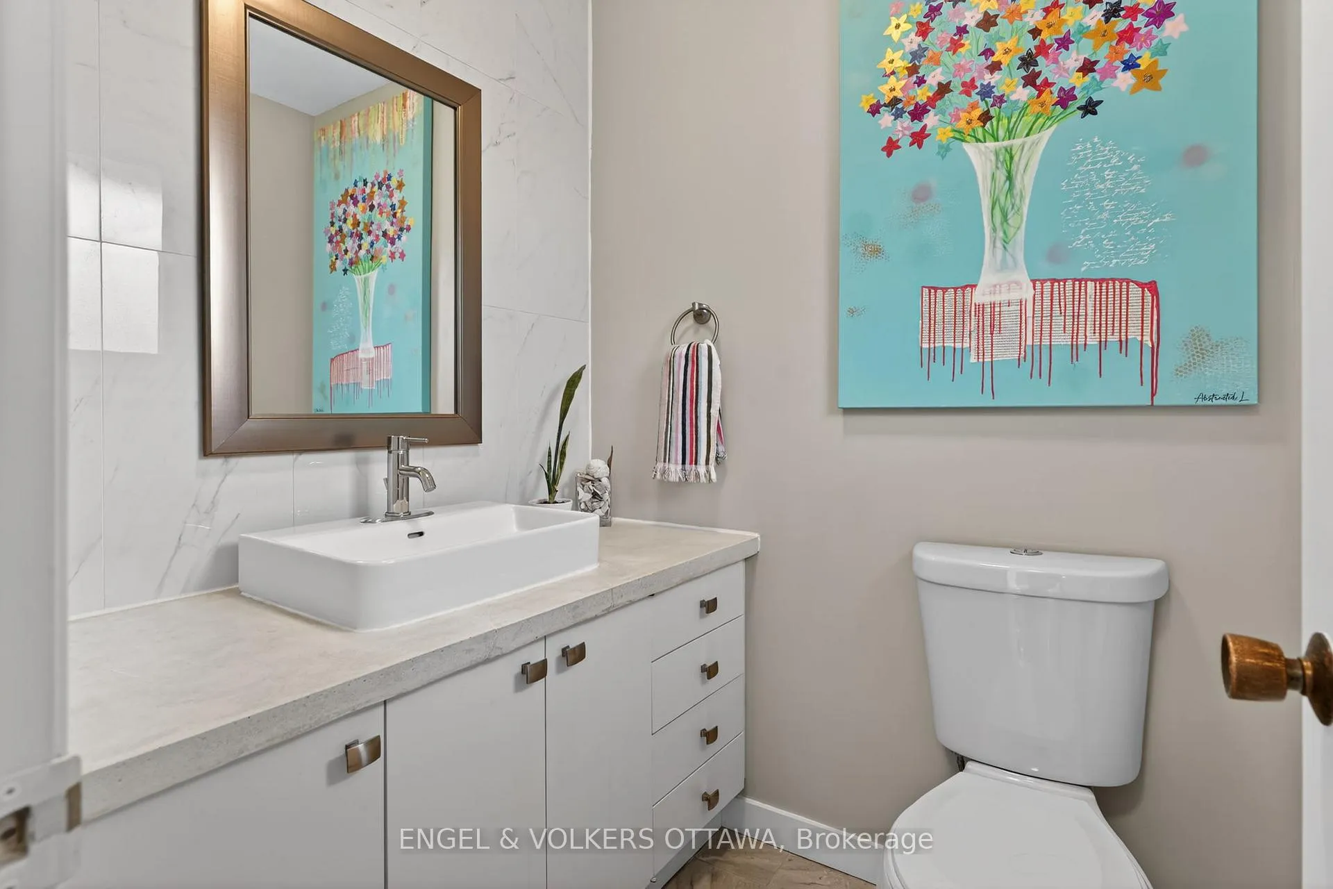 Photo 12 of 1358 Viking Drive, Ottawa, South Keys — HOMEH