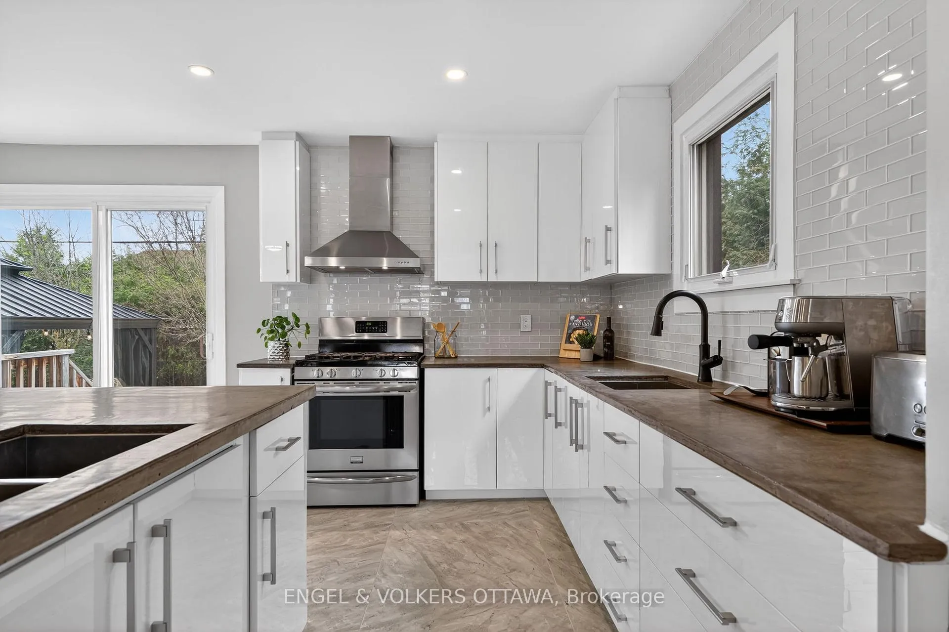 Photo 14 of 1358 Viking Drive, Ottawa, South Keys — HOMEH