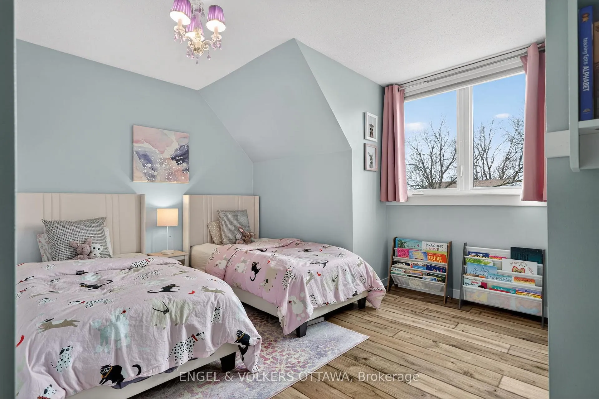 Photo 22 of 1358 Viking Drive, Ottawa, South Keys — HOMEH