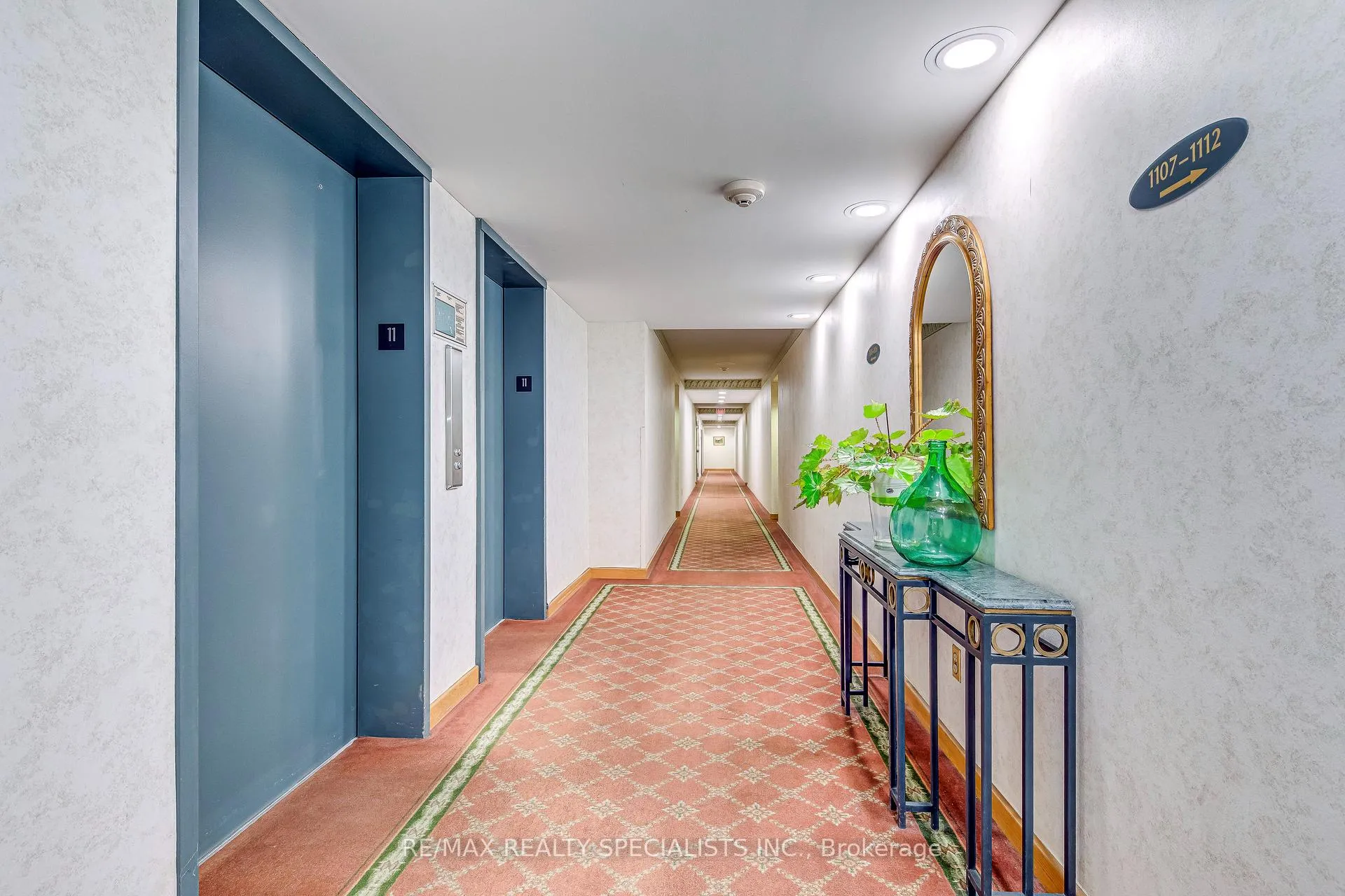 Photo 3 of Unit 1111, 320 Mill Street, Brampton, Brampton South — HOMEH