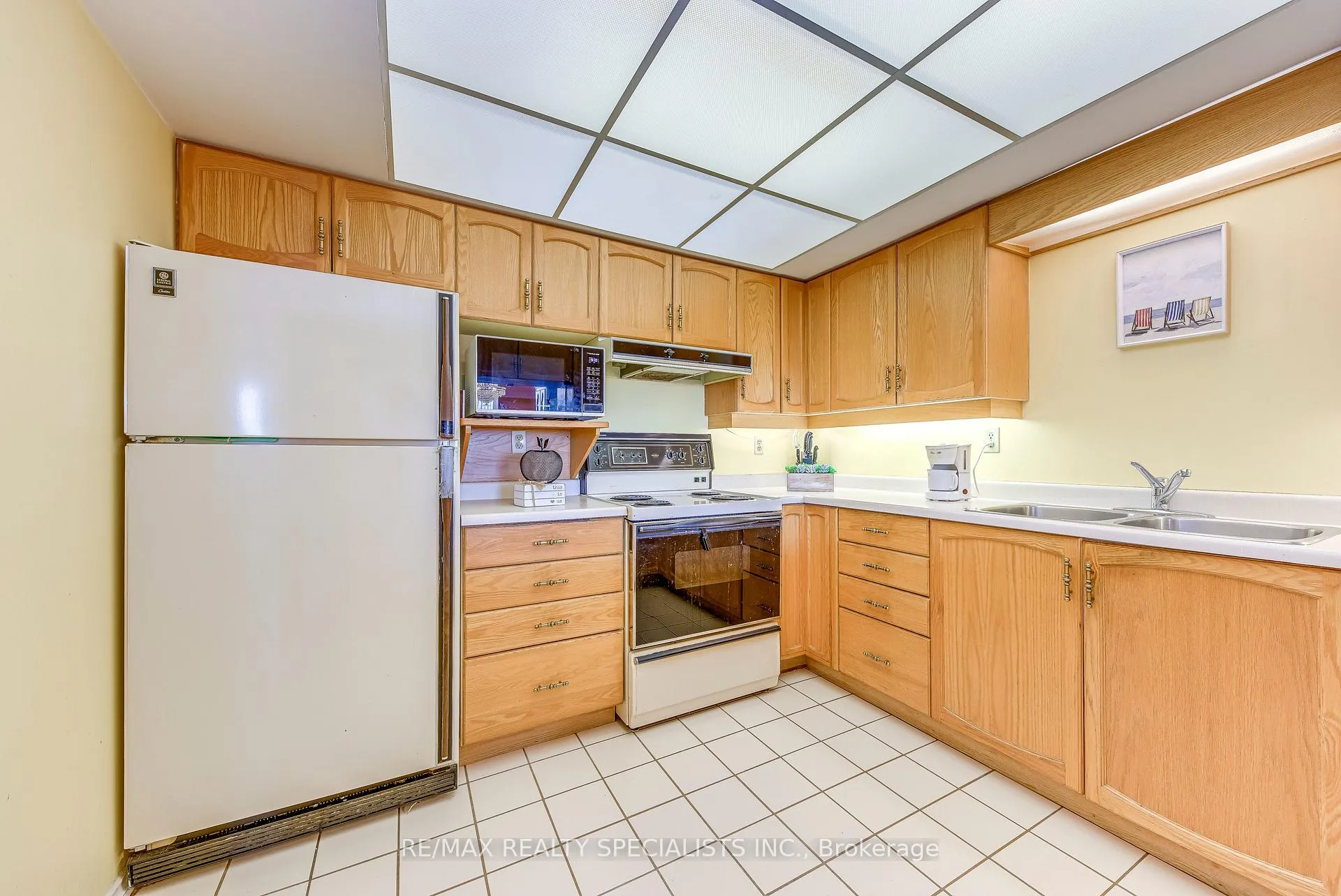 Photo 10 of Unit 1111, 320 Mill Street, Brampton, Brampton South — HOMEH