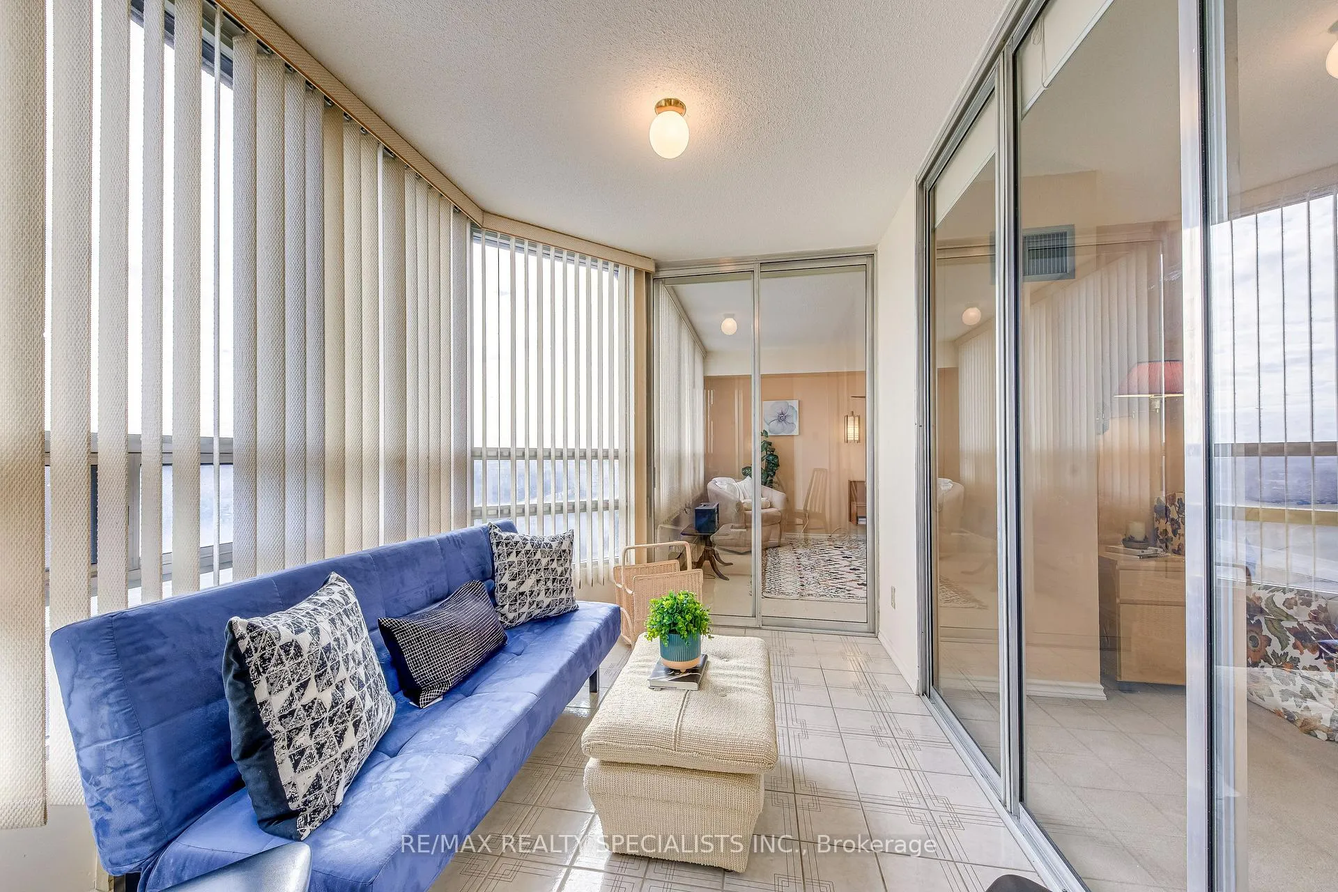 Photo 30 of Unit 1111, 320 Mill Street, Brampton, Brampton South — HOMEH