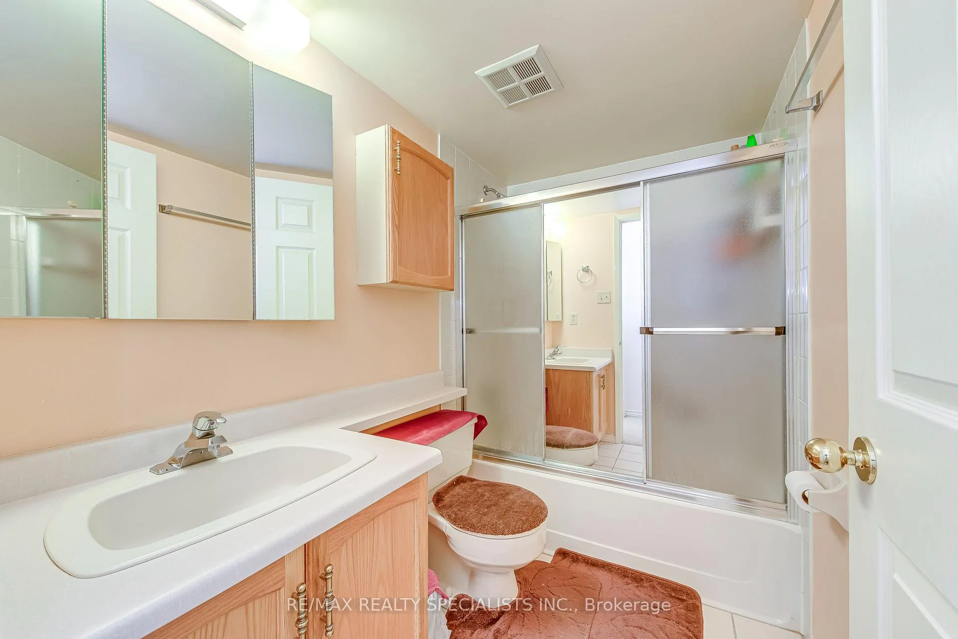 Photo 31 of Unit 1111, 320 Mill Street, Brampton, Brampton South — HOMEH