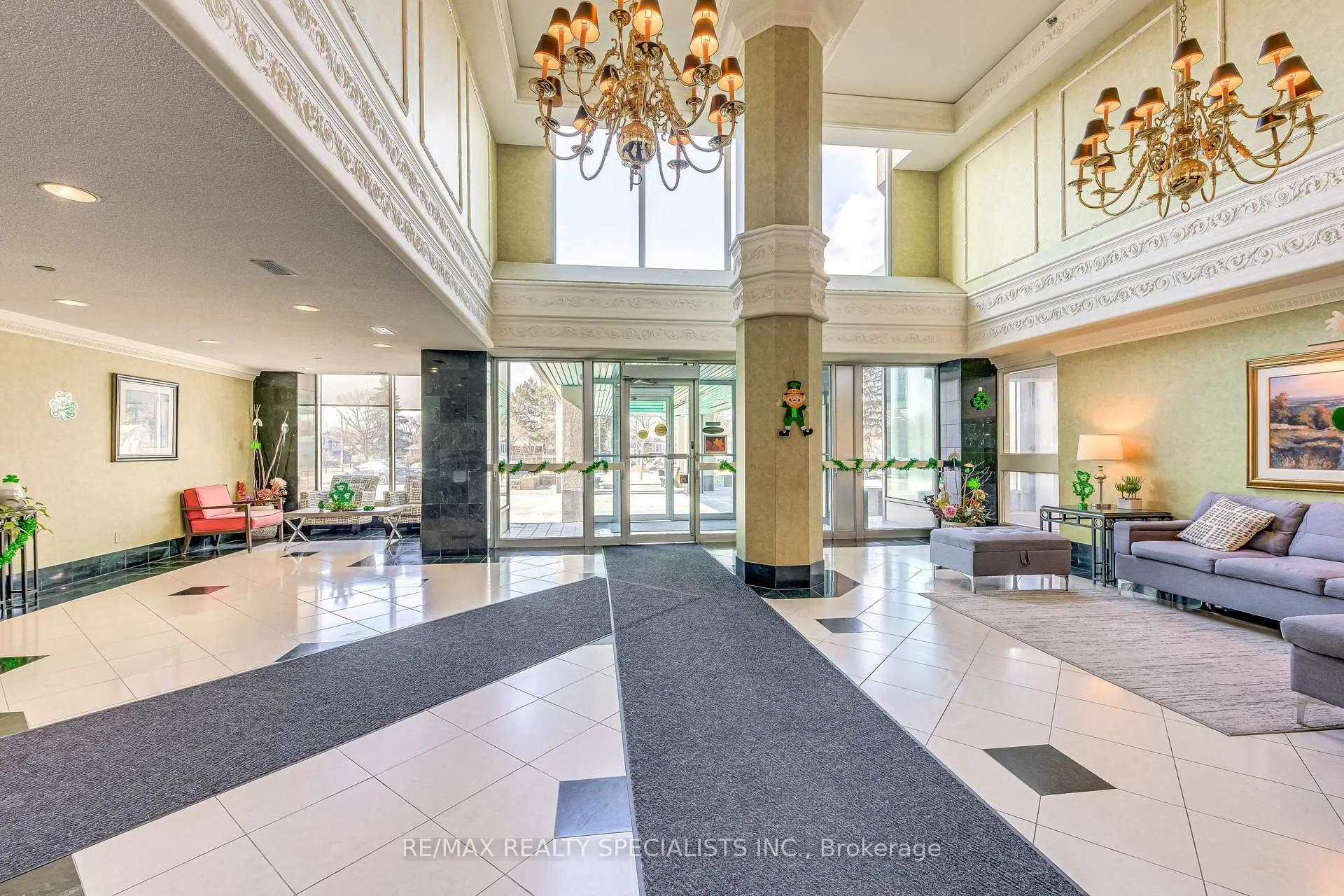Photo 35 of Unit 1111, 320 Mill Street, Brampton, Brampton South — HOMEH