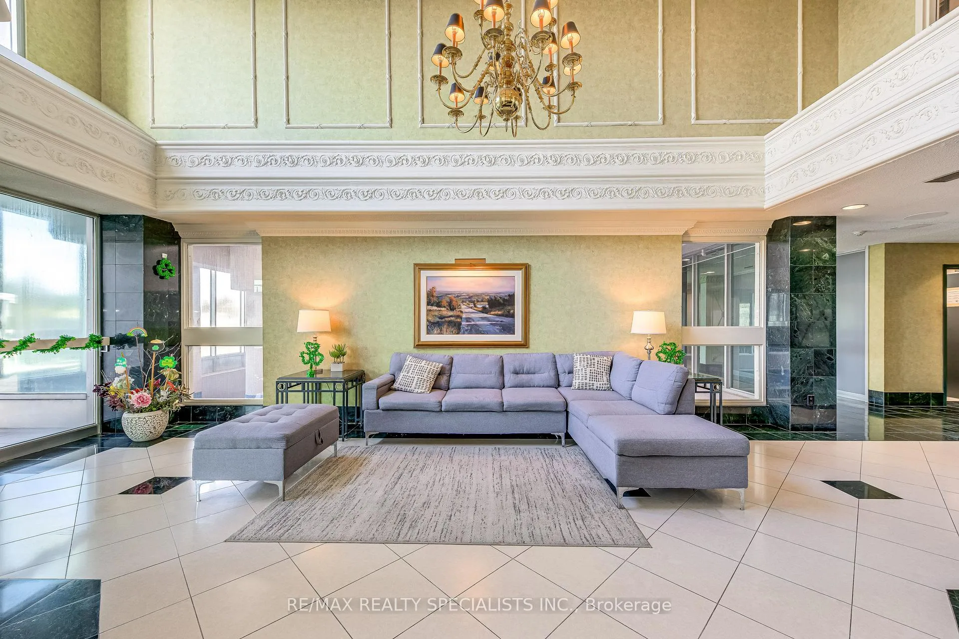 Photo 36 of Unit 1111, 320 Mill Street, Brampton, Brampton South — HOMEH