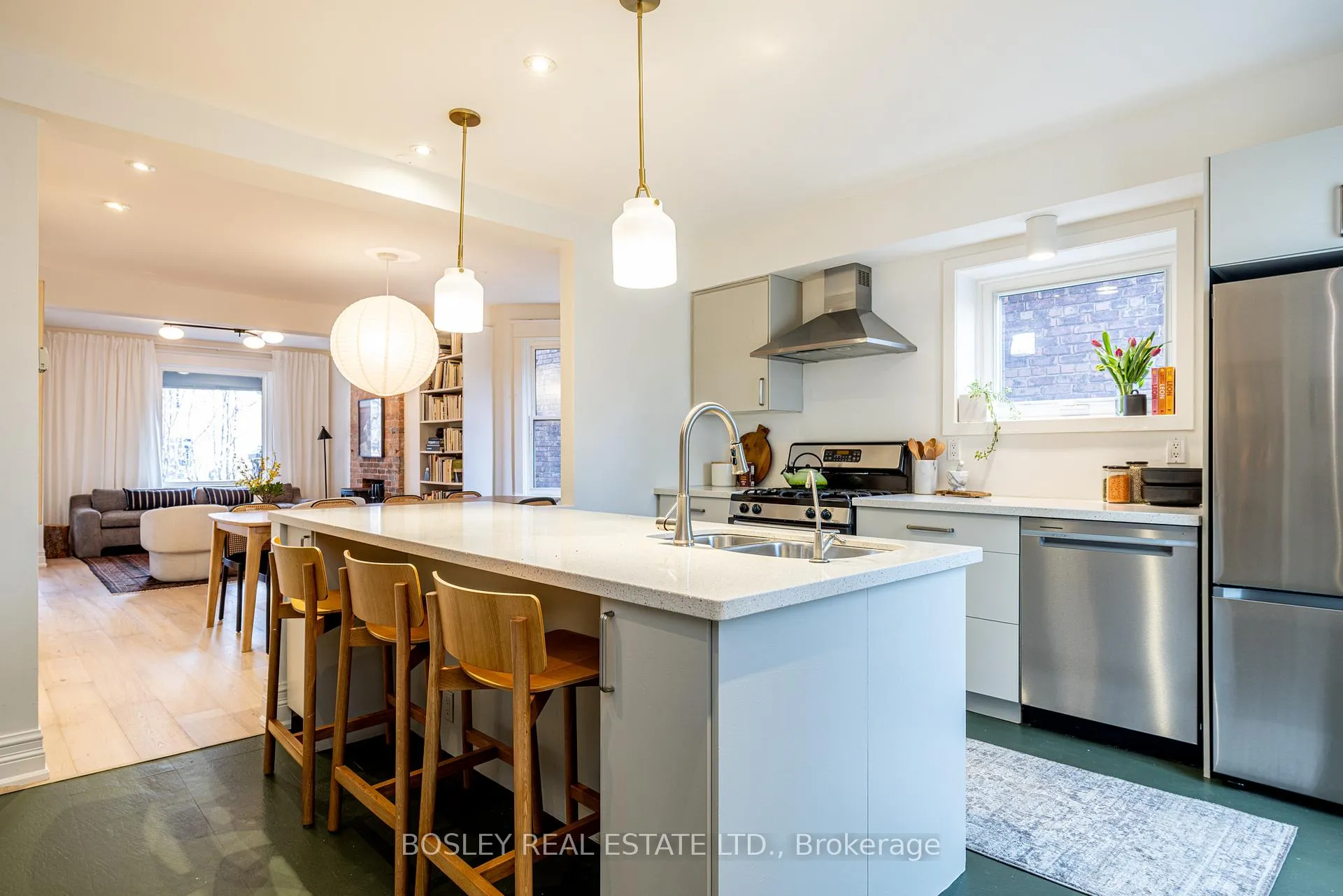 Photo 14 of 16 Mallon Avenue, Toronto, South Riverdale — HOMEH