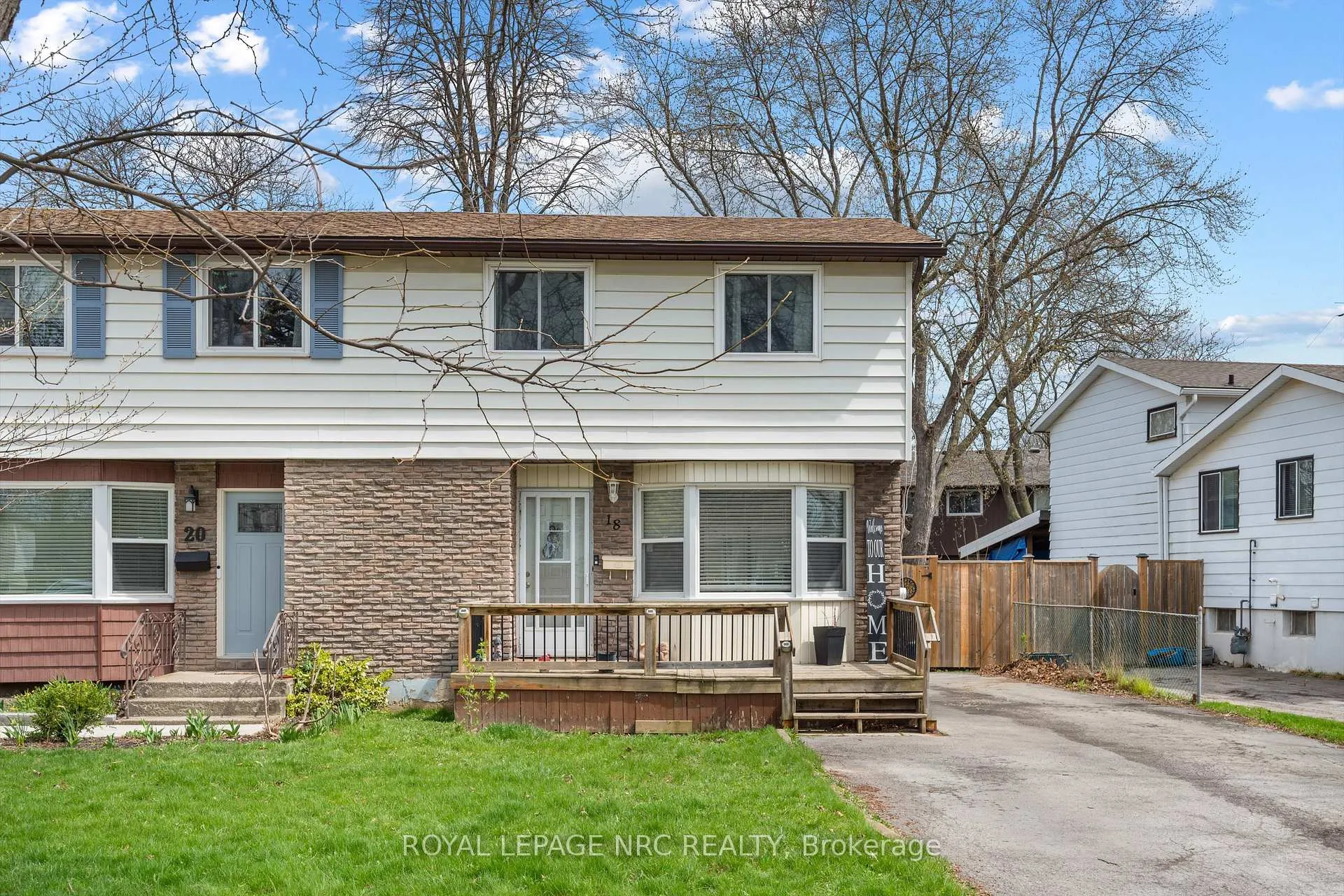 Photo 2 of 18 Lafayette Drive, St. Catharines, Lakeport — HOMEH