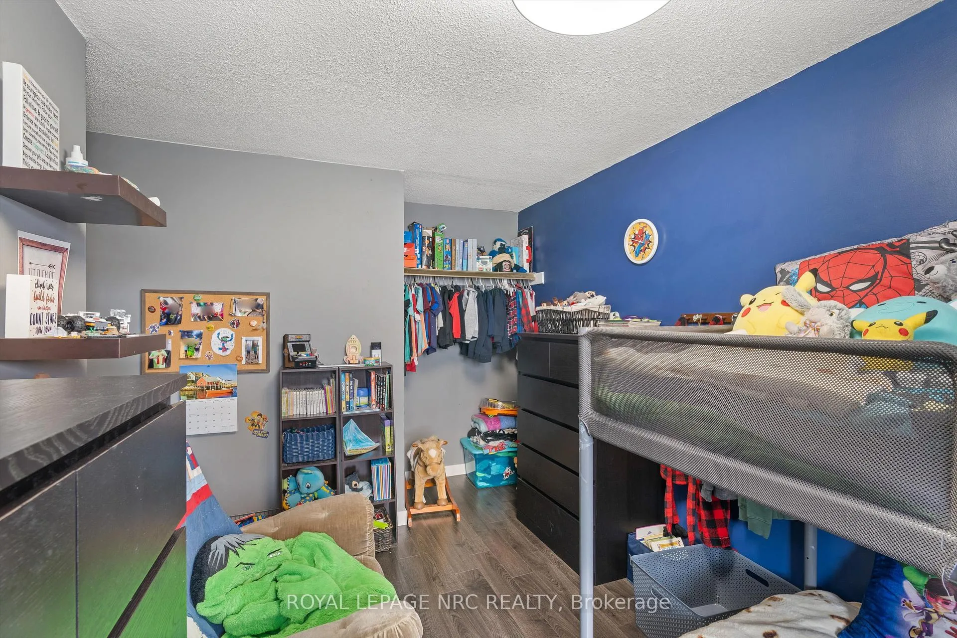 Photo 16 of 18 Lafayette Drive, St. Catharines, Lakeport — HOMEH