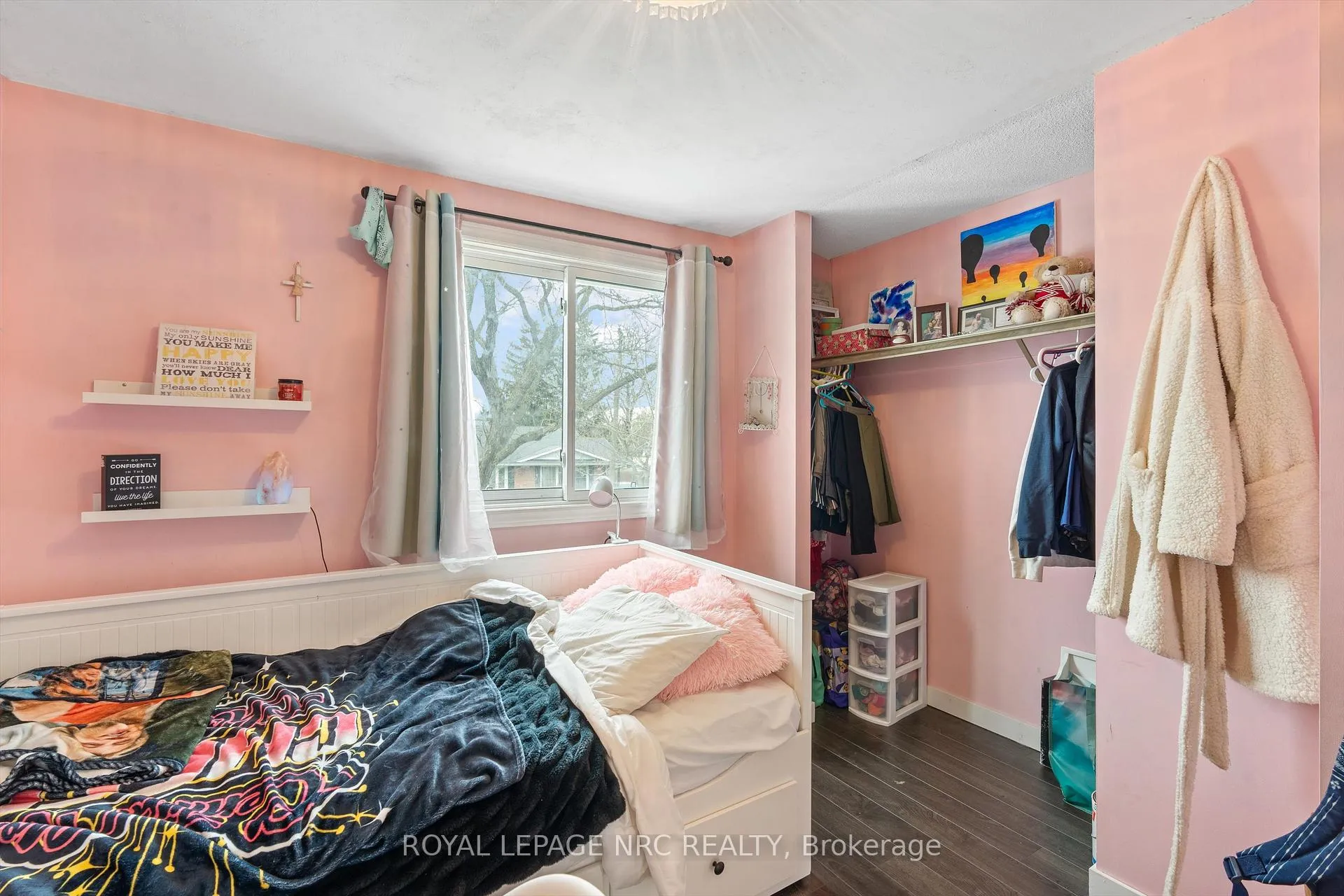 Photo 21 of 18 Lafayette Drive, St. Catharines, Lakeport — HOMEH