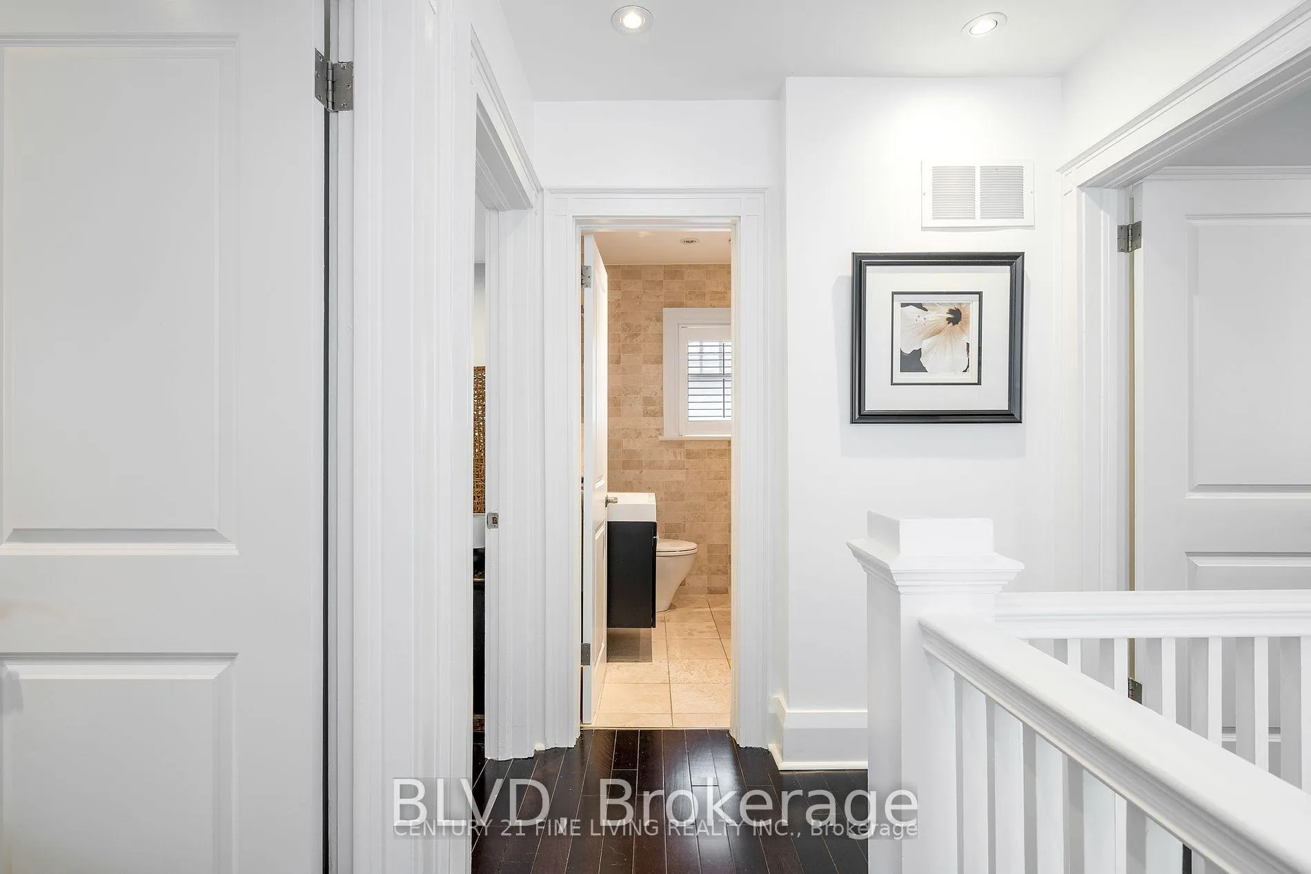 Photo 14 of 9 Maxwell Avenue, Toronto, Yonge-Eglinton — HOMEH