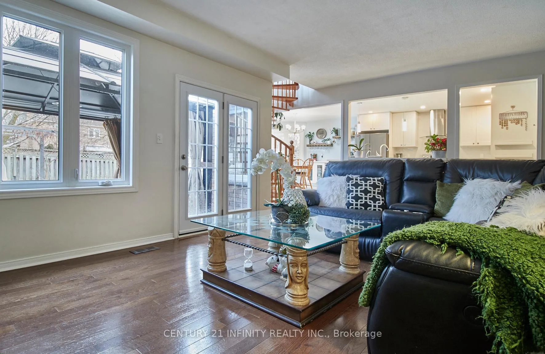 Photo 11 of 15 Lofthouse Drive, Whitby, Rolling Acres — HOMEH