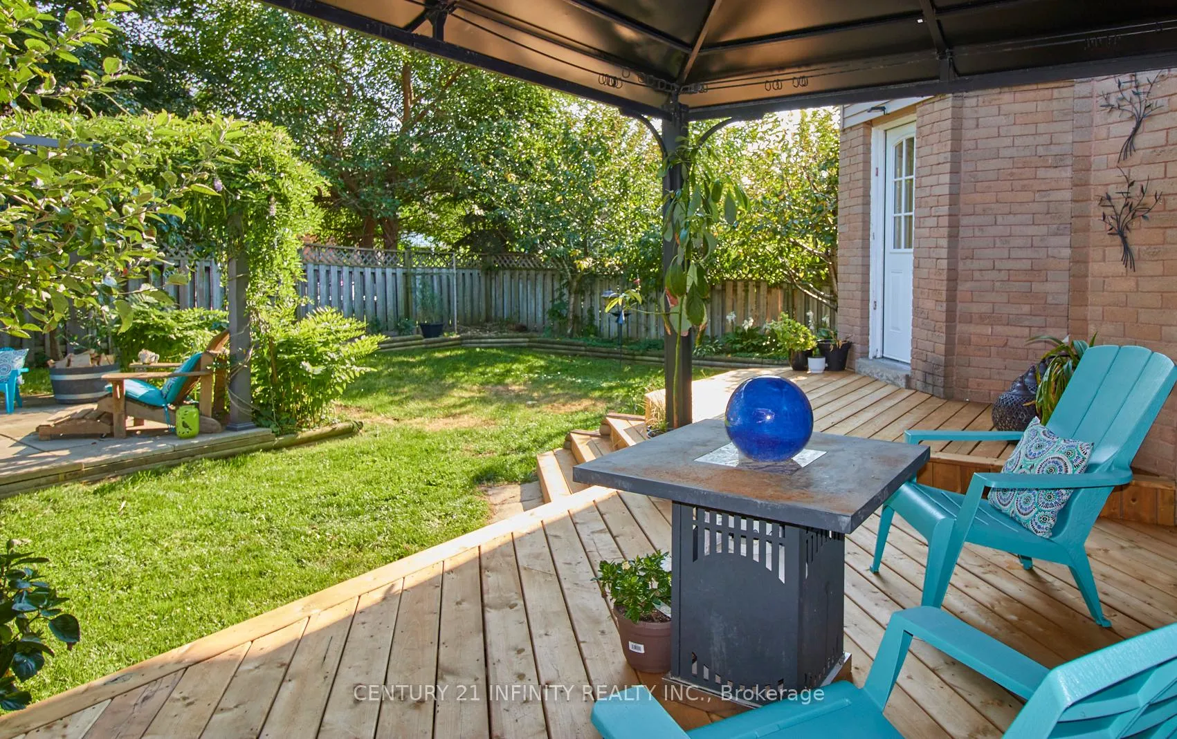 Photo 37 of 15 Lofthouse Drive, Whitby, Rolling Acres — HOMEH