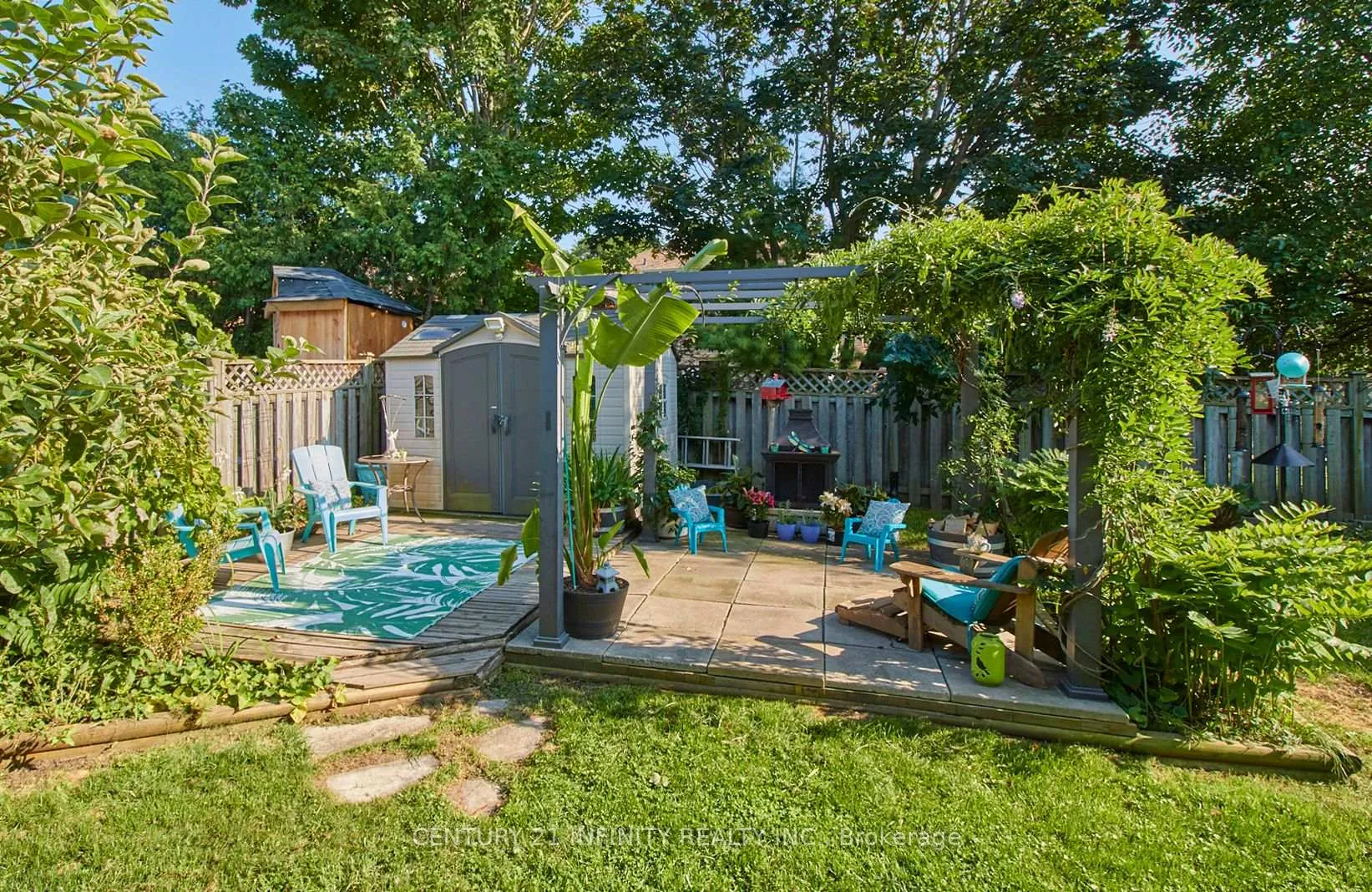 Photo 38 of 15 Lofthouse Drive, Whitby, Rolling Acres — HOMEH