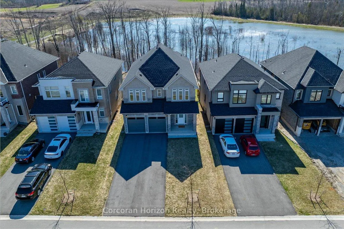 Photo 1 of 2985 Monarch Drive, Orillia — HOMEH