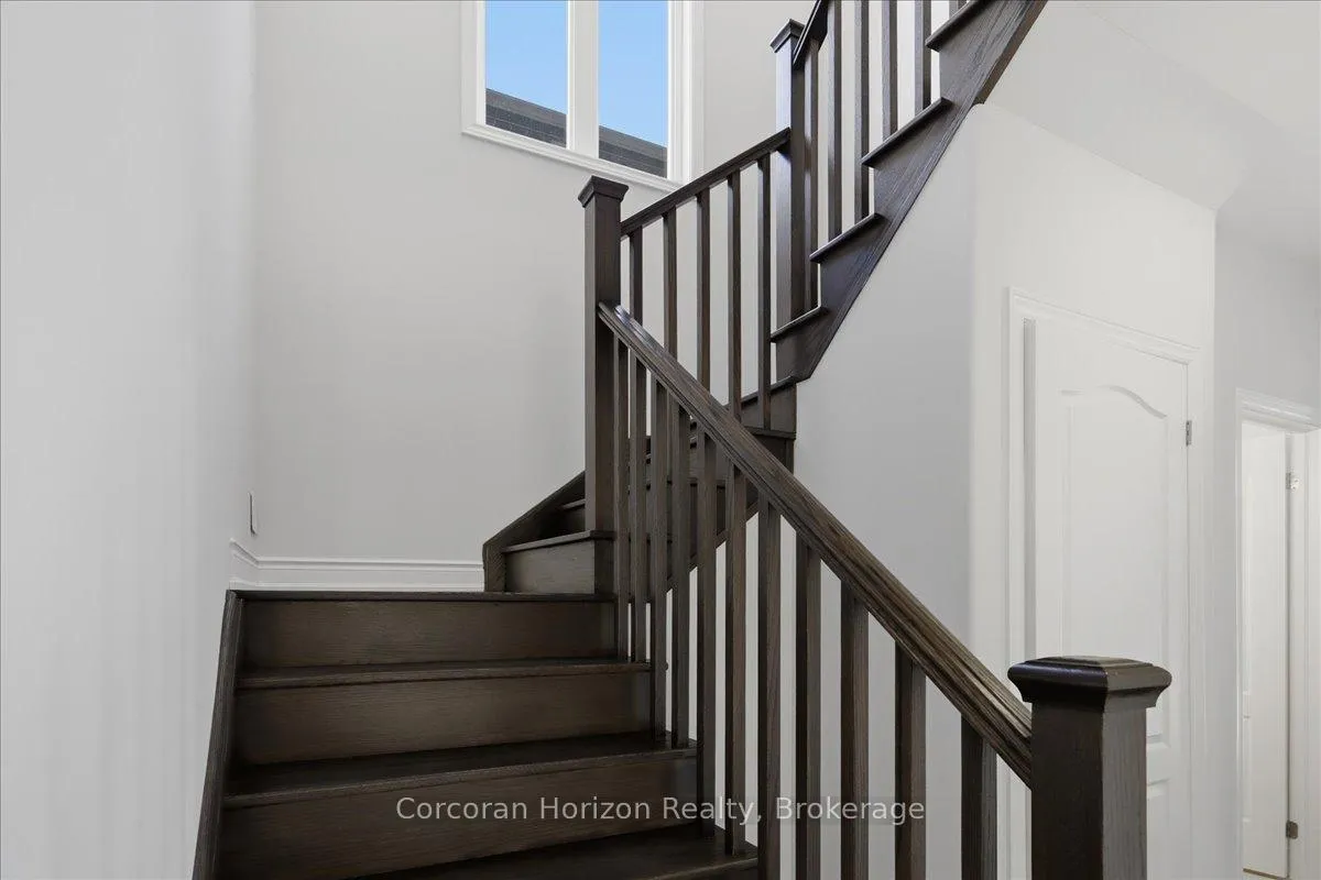 Photo 17 of 2985 Monarch Drive, Orillia — HOMEH
