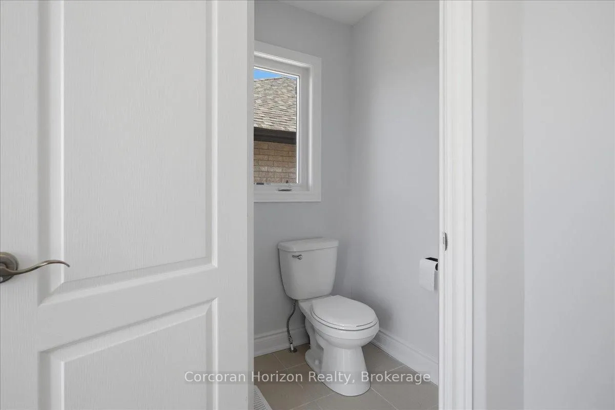 Photo 23 of 2985 Monarch Drive, Orillia — HOMEH