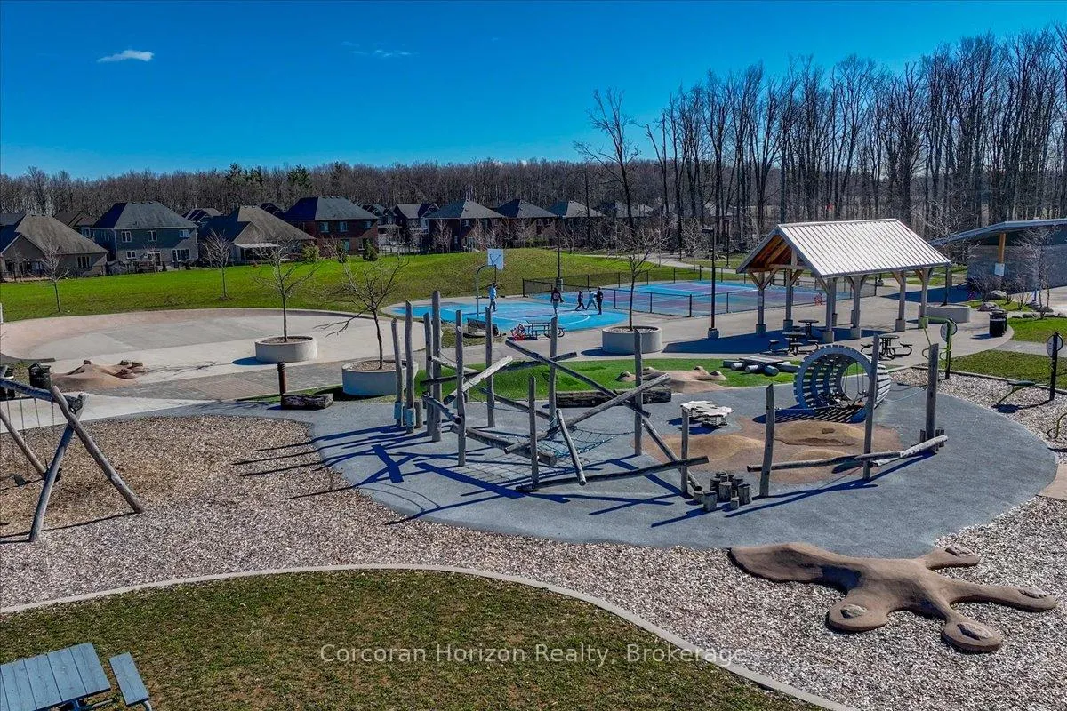 Photo 39 of 2985 Monarch Drive, Orillia — HOMEH