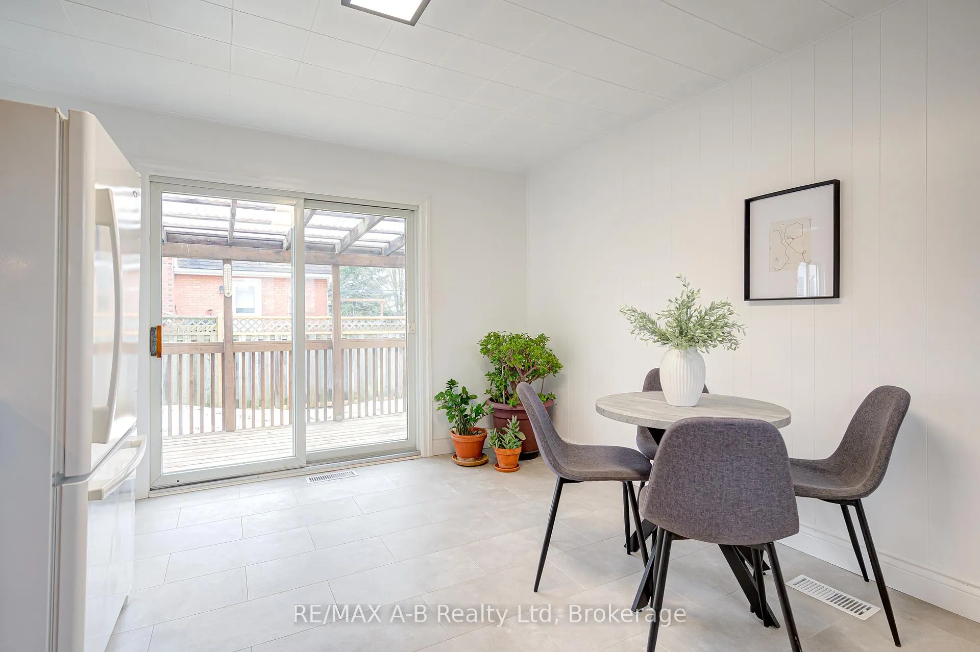 Photo 21 of 234 Nelson Street, Stratford — HOMEH