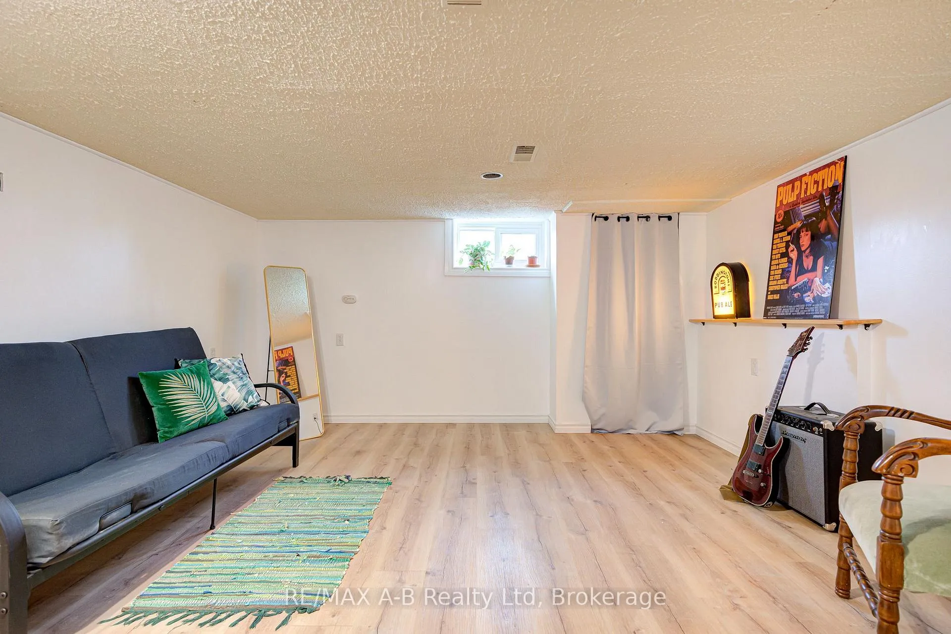 Photo 35 of 234 Nelson Street, Stratford — HOMEH