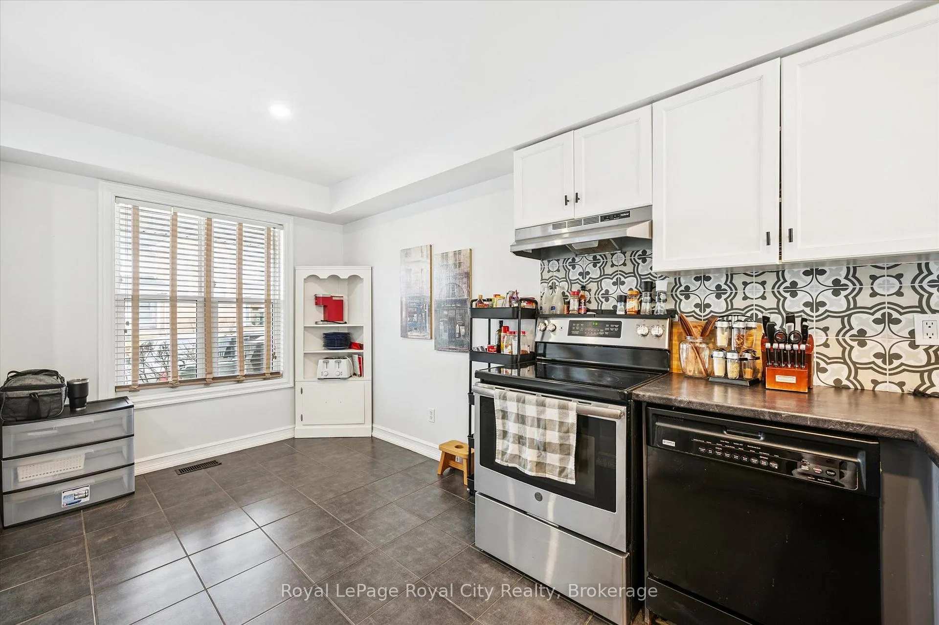 Photo 12 of Unit 26, 426 Grange Road, Guelph, Grange Road — HOMEH
