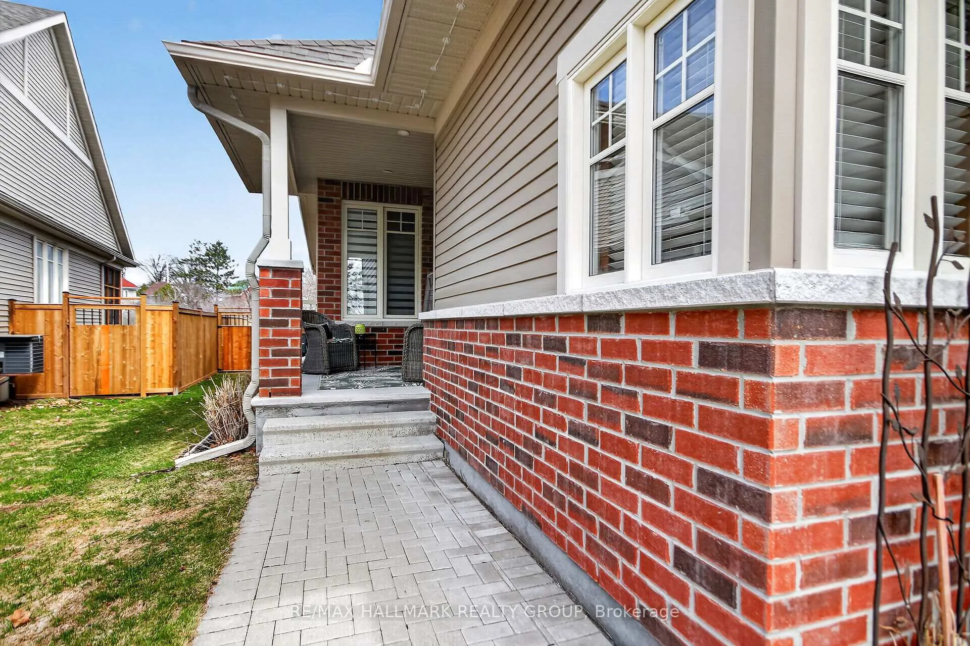 Photo 4 of 131 Rivington Street, Ottawa, Carp — HOMEH