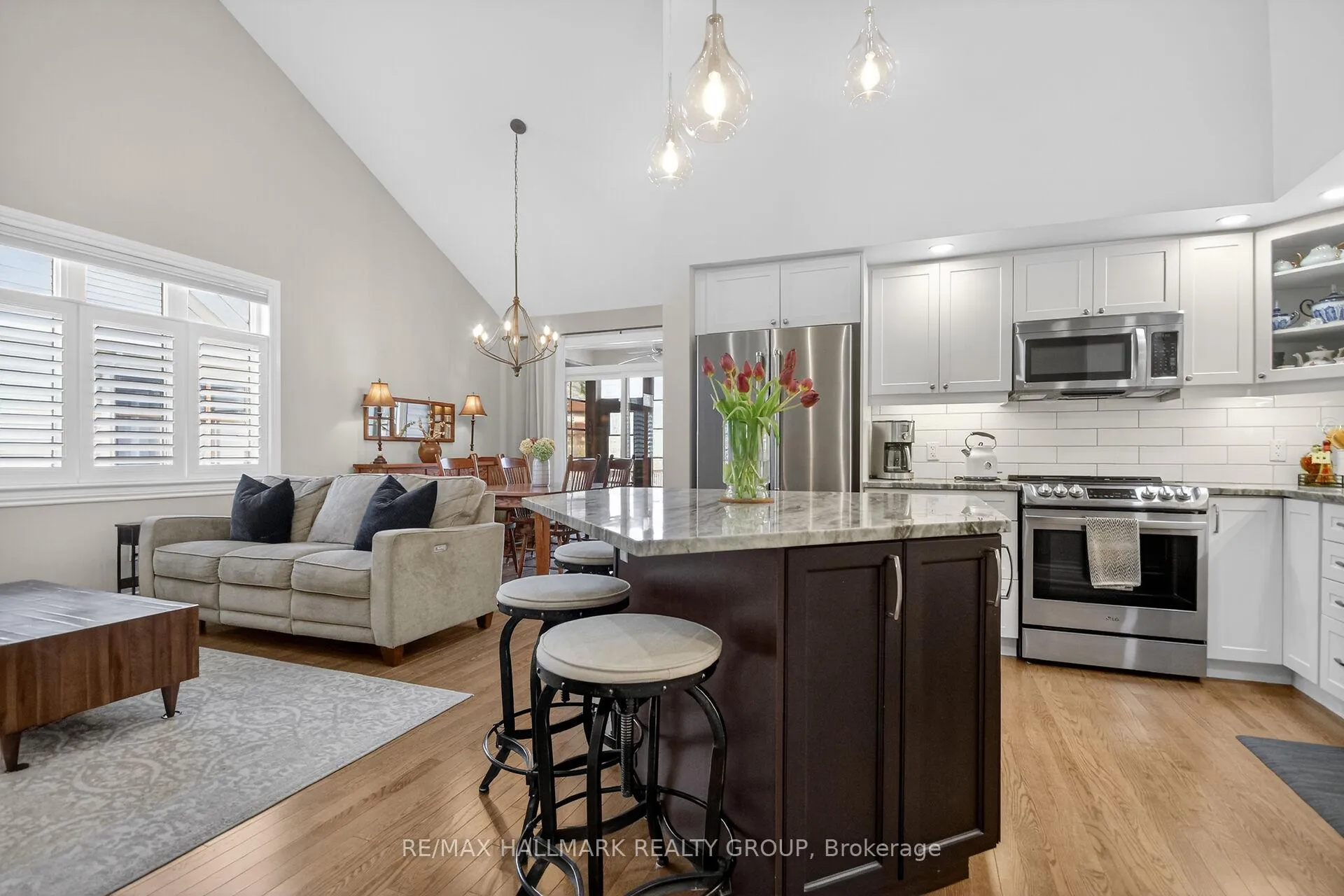 Photo 16 of 131 Rivington Street, Ottawa, Carp — HOMEH