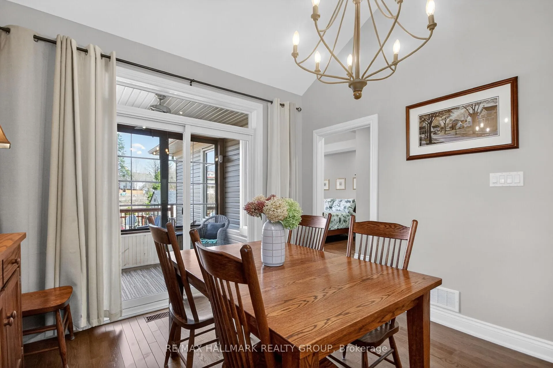 Photo 18 of 131 Rivington Street, Ottawa, Carp — HOMEH