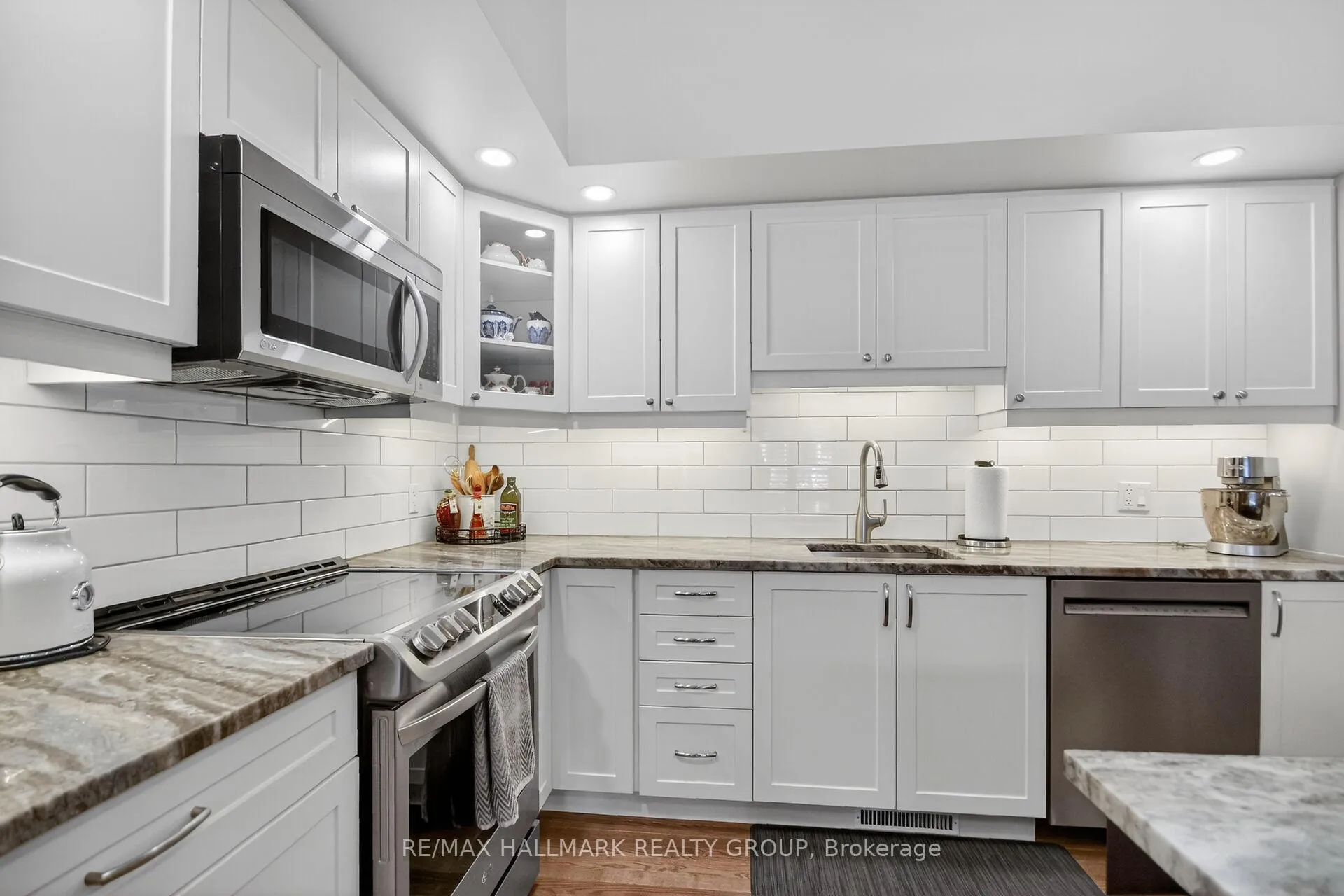 Photo 20 of 131 Rivington Street, Ottawa, Carp — HOMEH