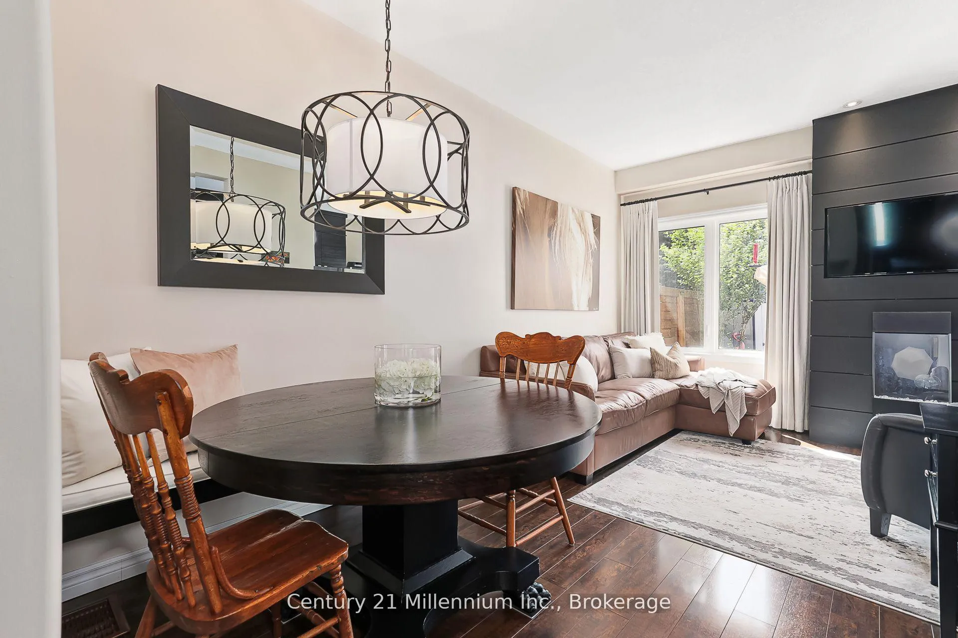 Photo 12 of 14 Thomas Drive, Collingwood — HOMEH